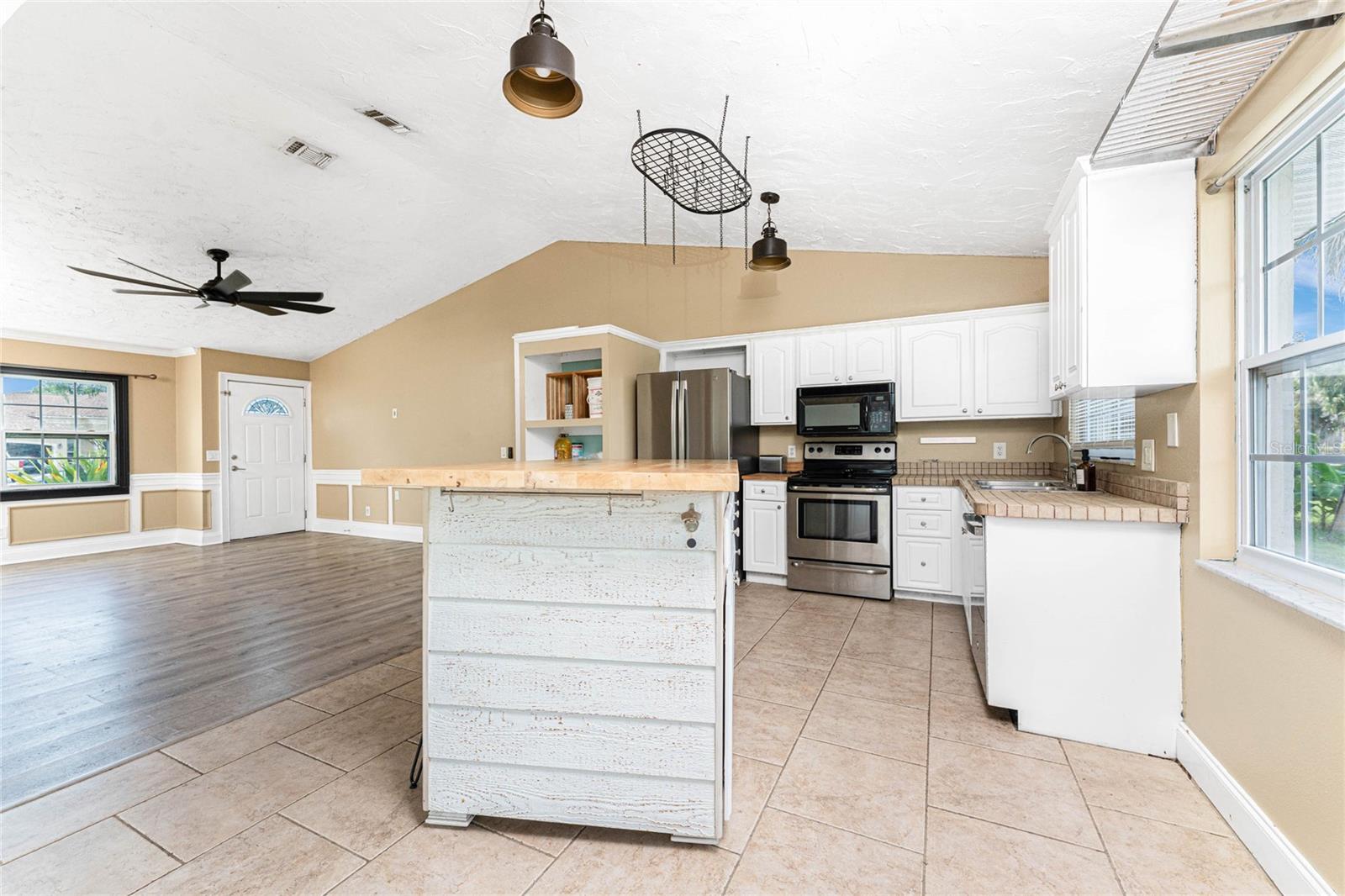 18074 LAKE WORTH BLVD, PORT CHARLOTTE, FL, 33948