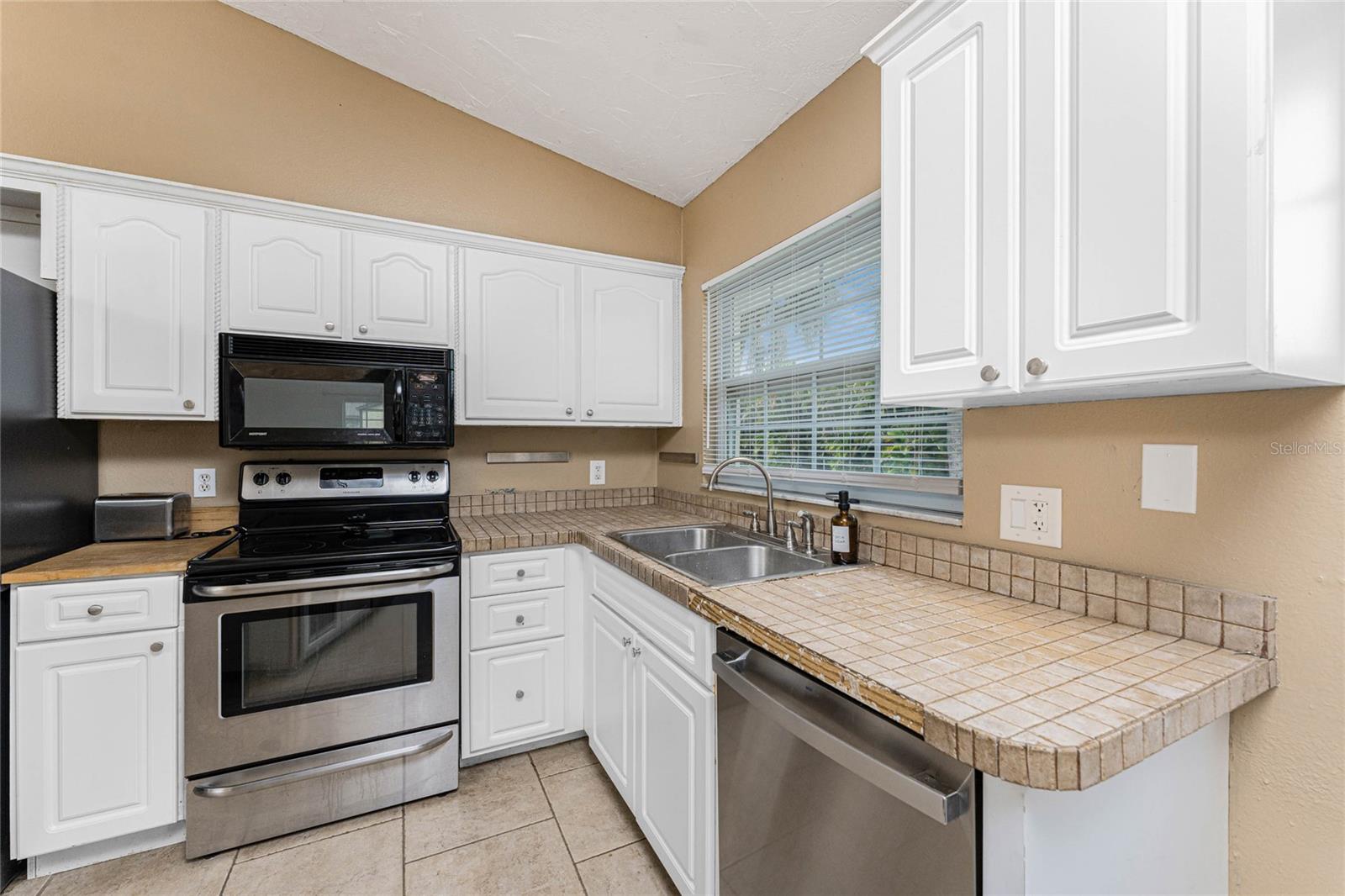 18074 LAKE WORTH BLVD, PORT CHARLOTTE, FL, 33948