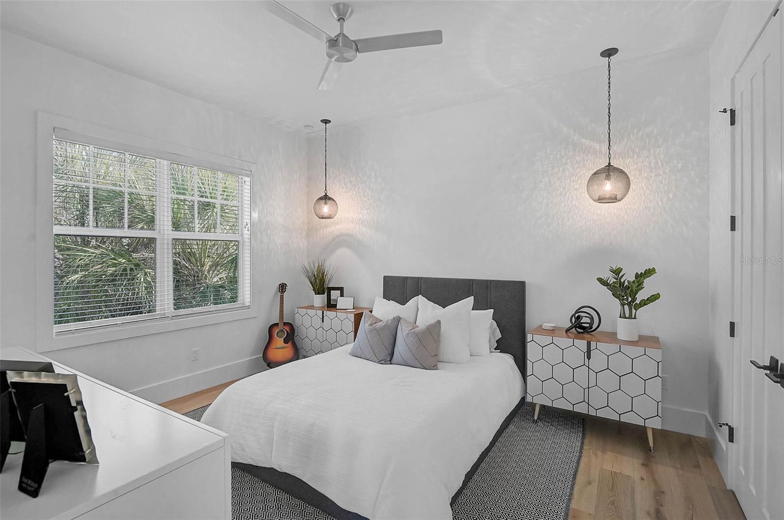 A4667422 Property Photo