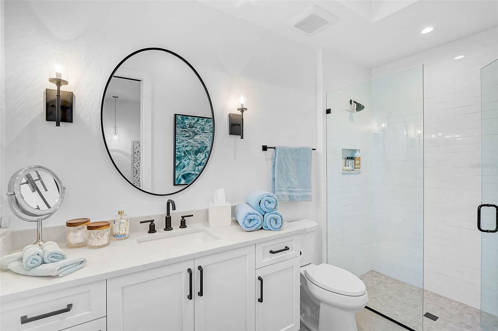 A4667422 Property Photo