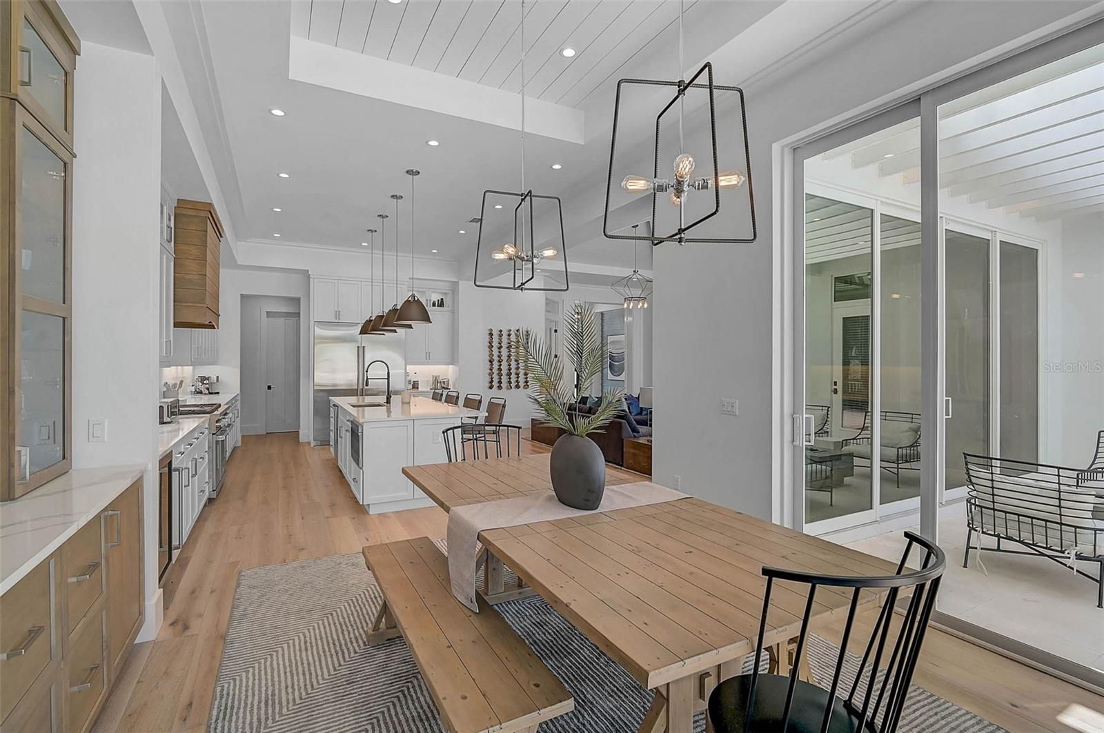 A4667422 Property Photo