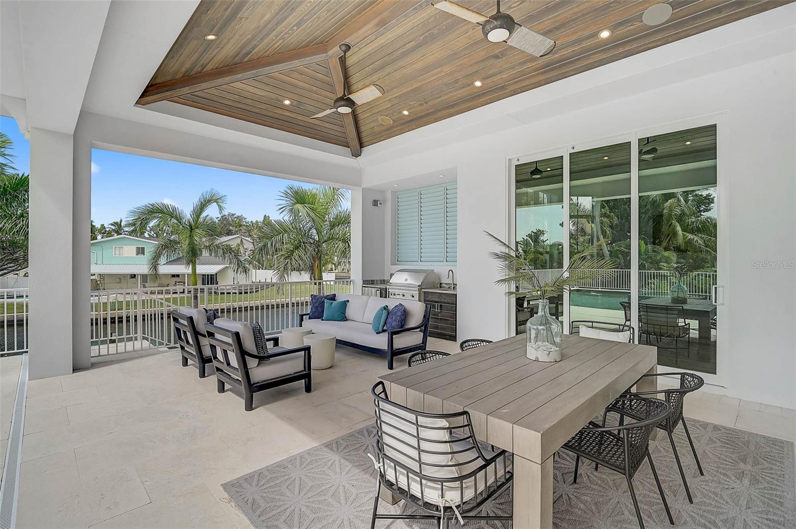 A4667422 Property Photo