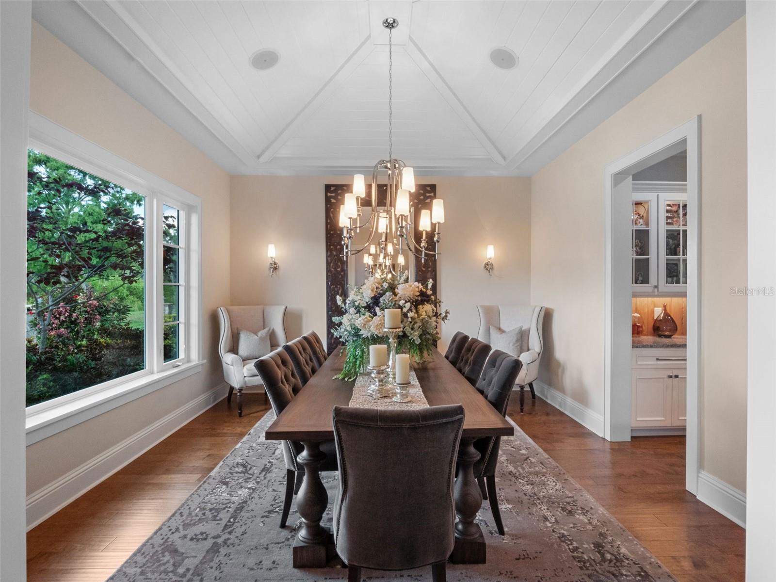 O6349925 Property Photo