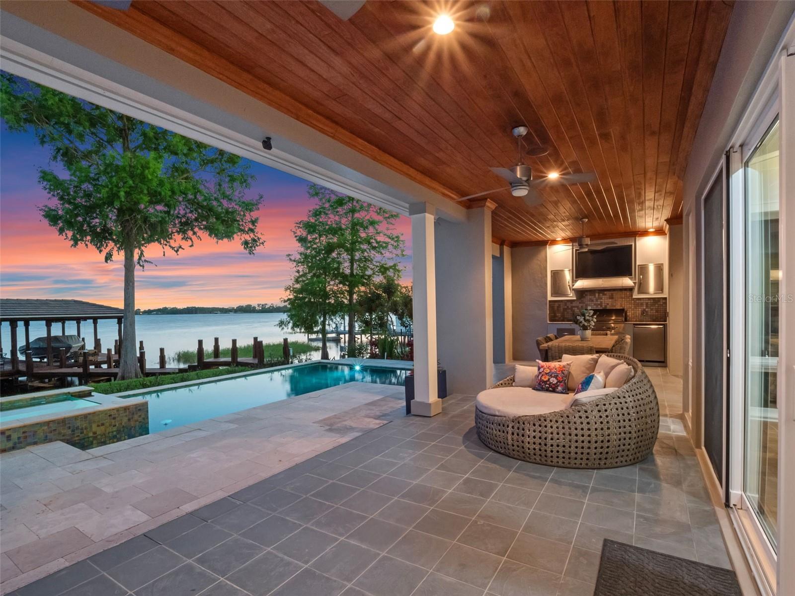 O6349925 Property Photo