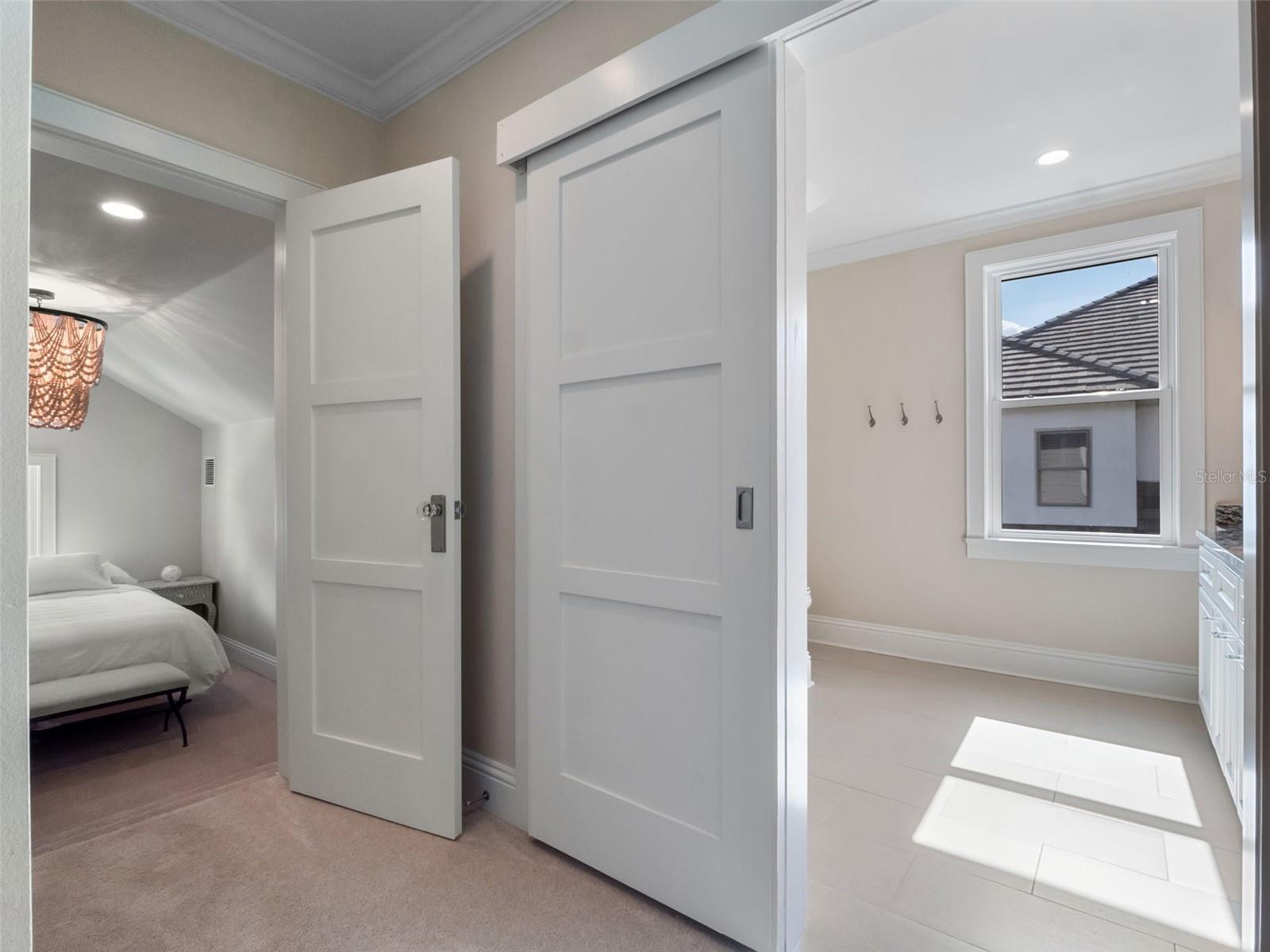 O6349925 Property Photo