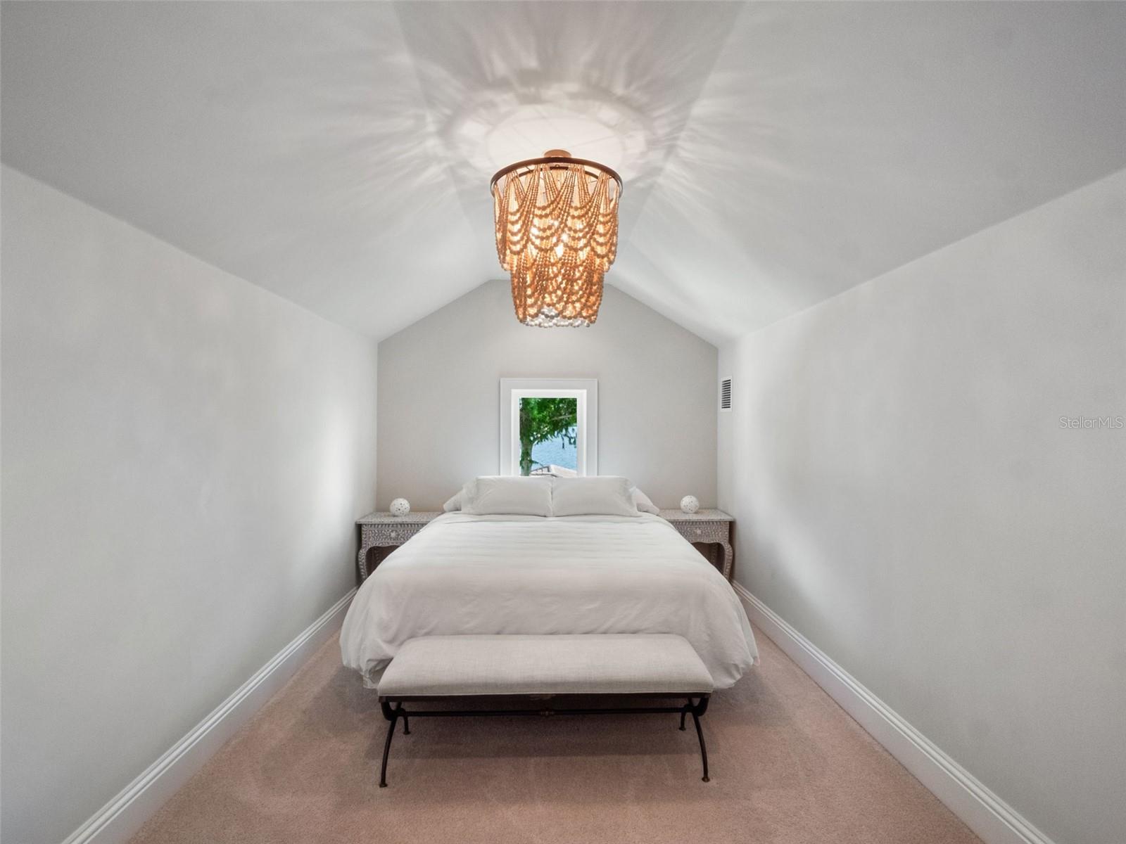 O6349925 Property Photo