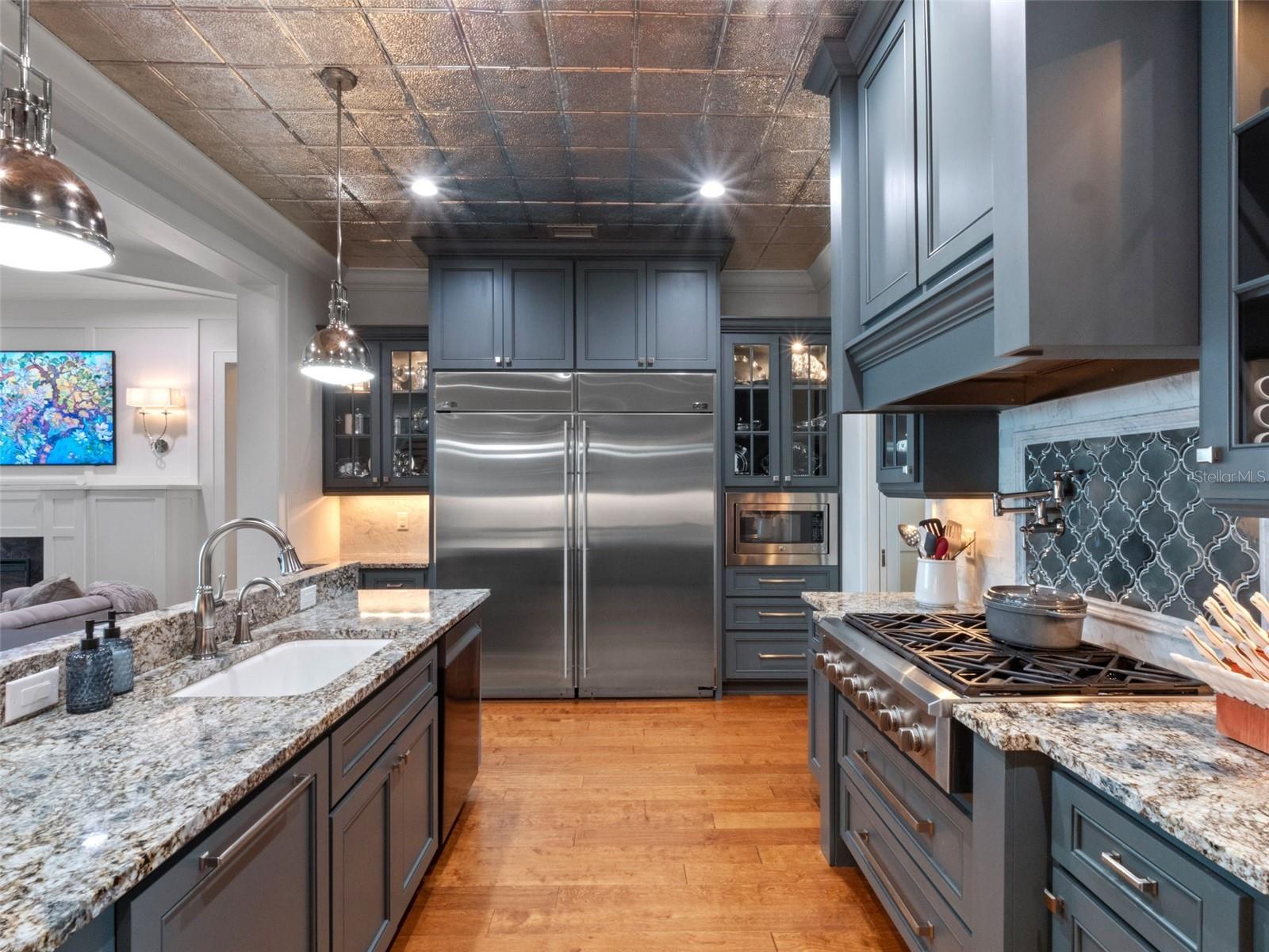 O6349925 Property Photo