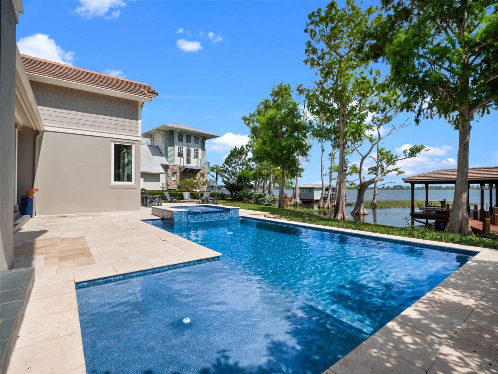 O6349925 Property Photo