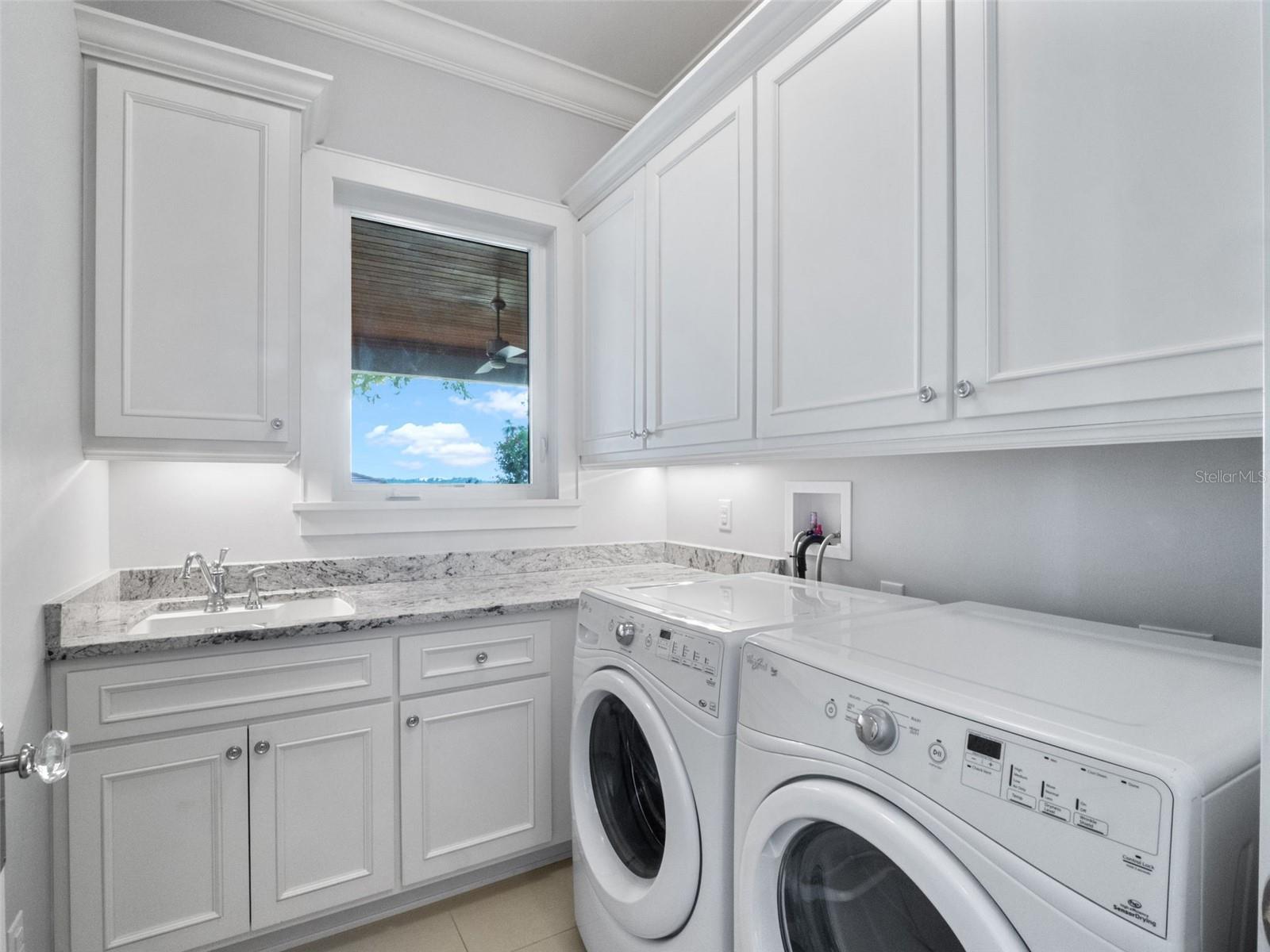 O6349925 Property Photo