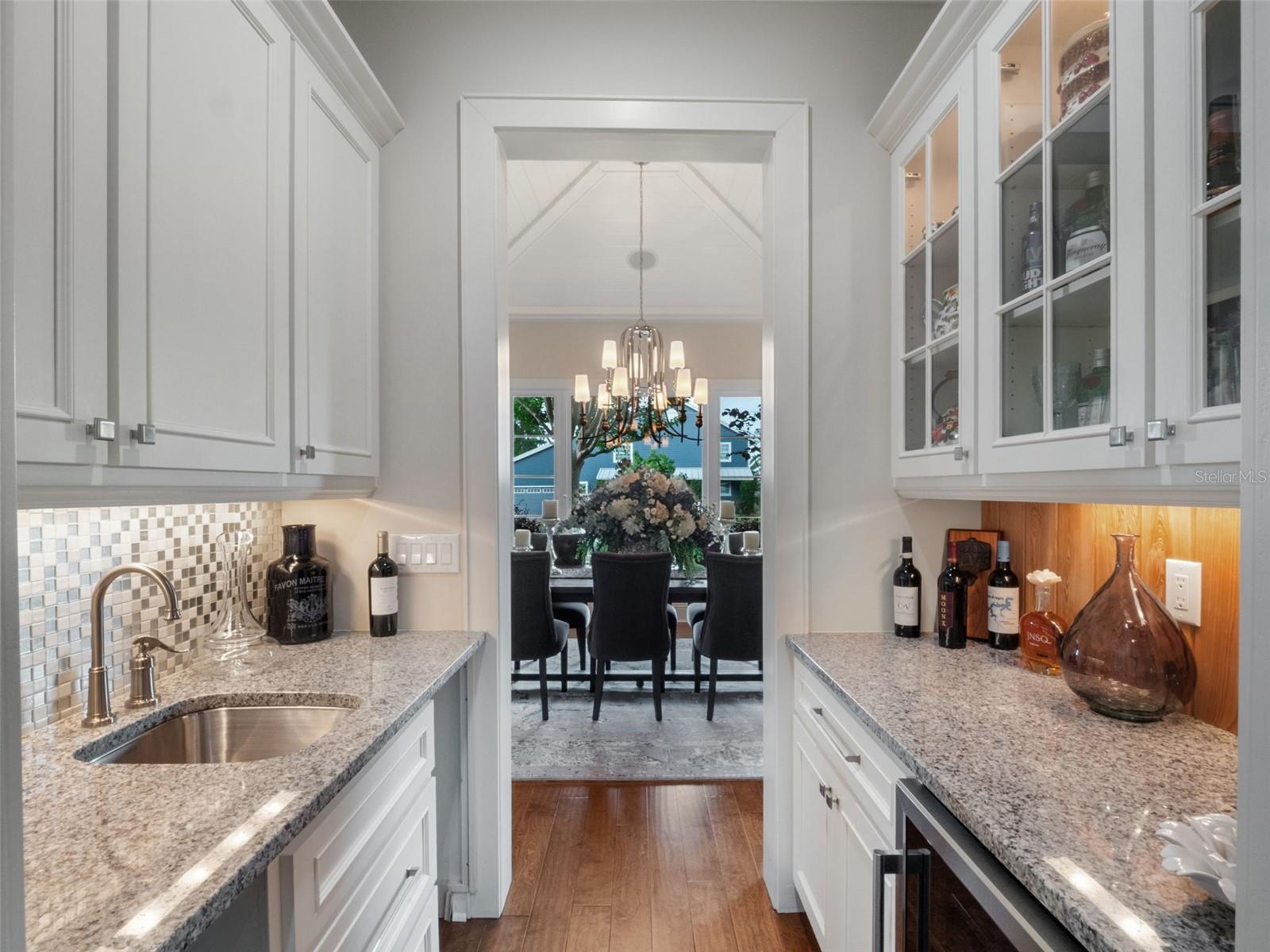 O6349925 Property Photo