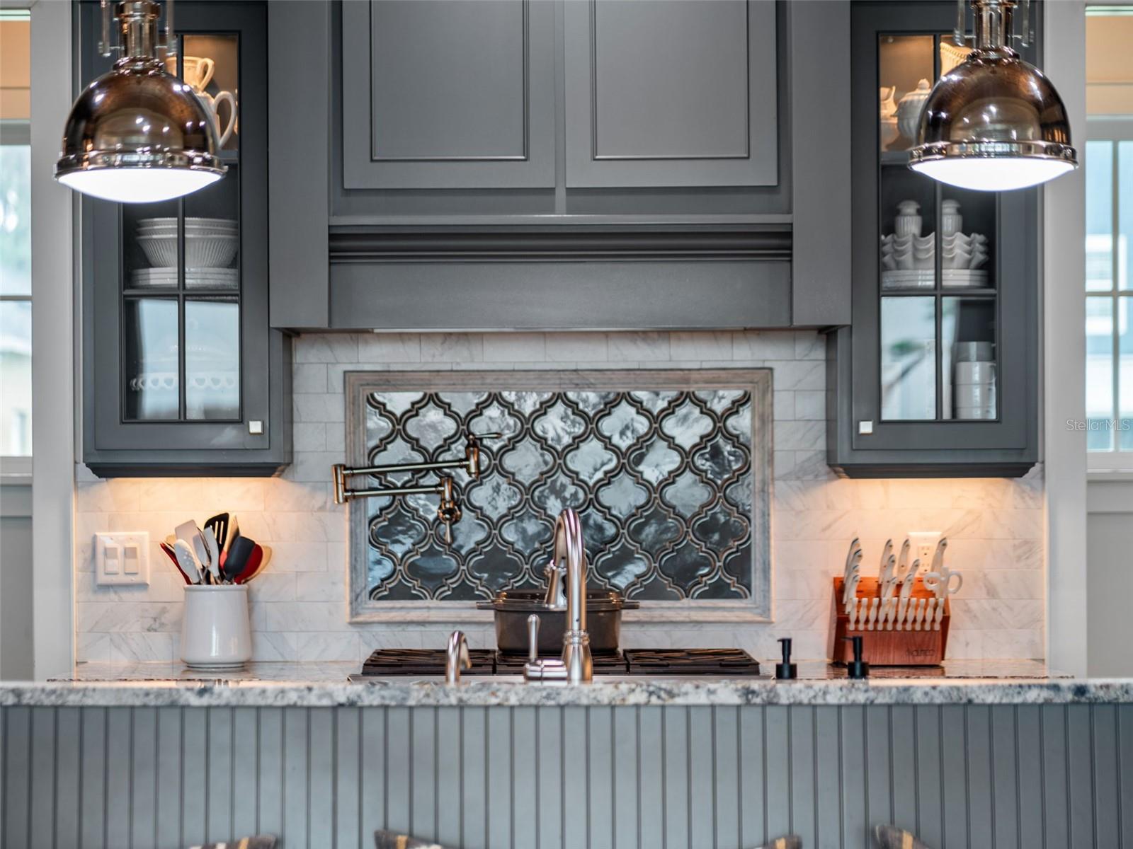 O6349925 Property Photo