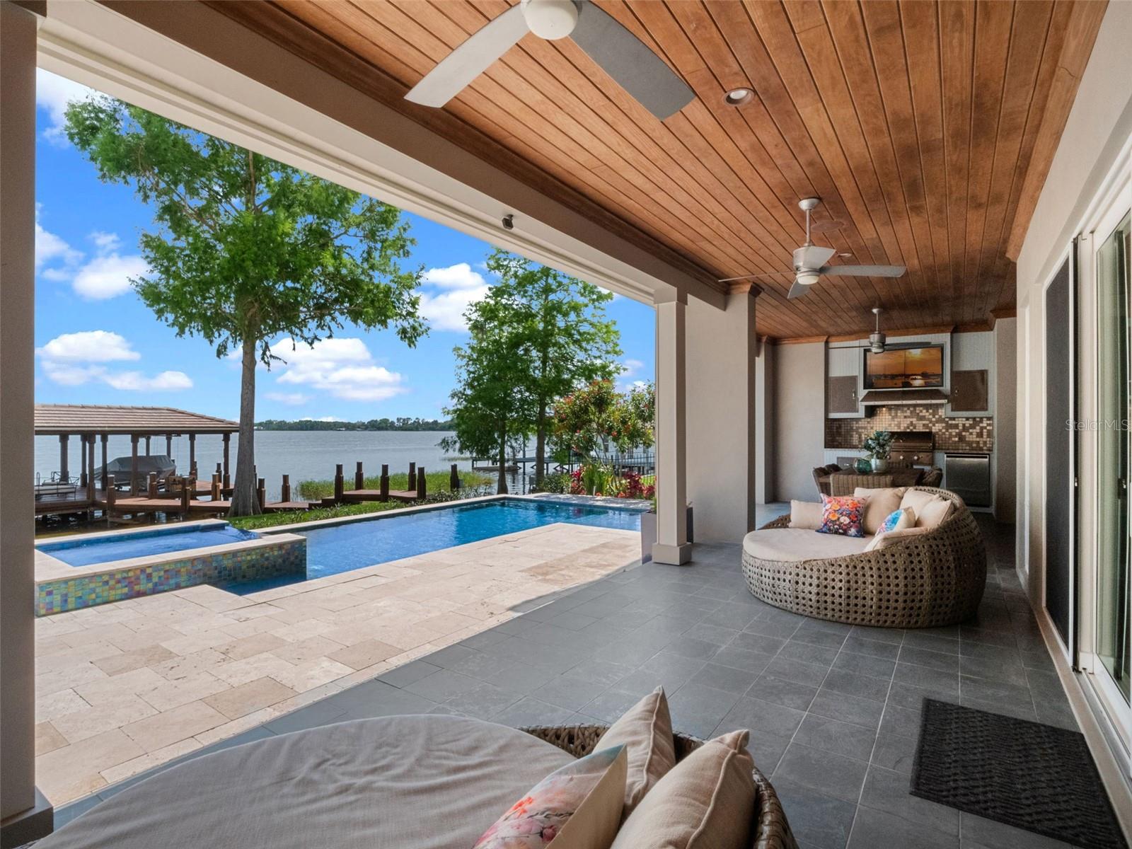 O6349925 Property Photo