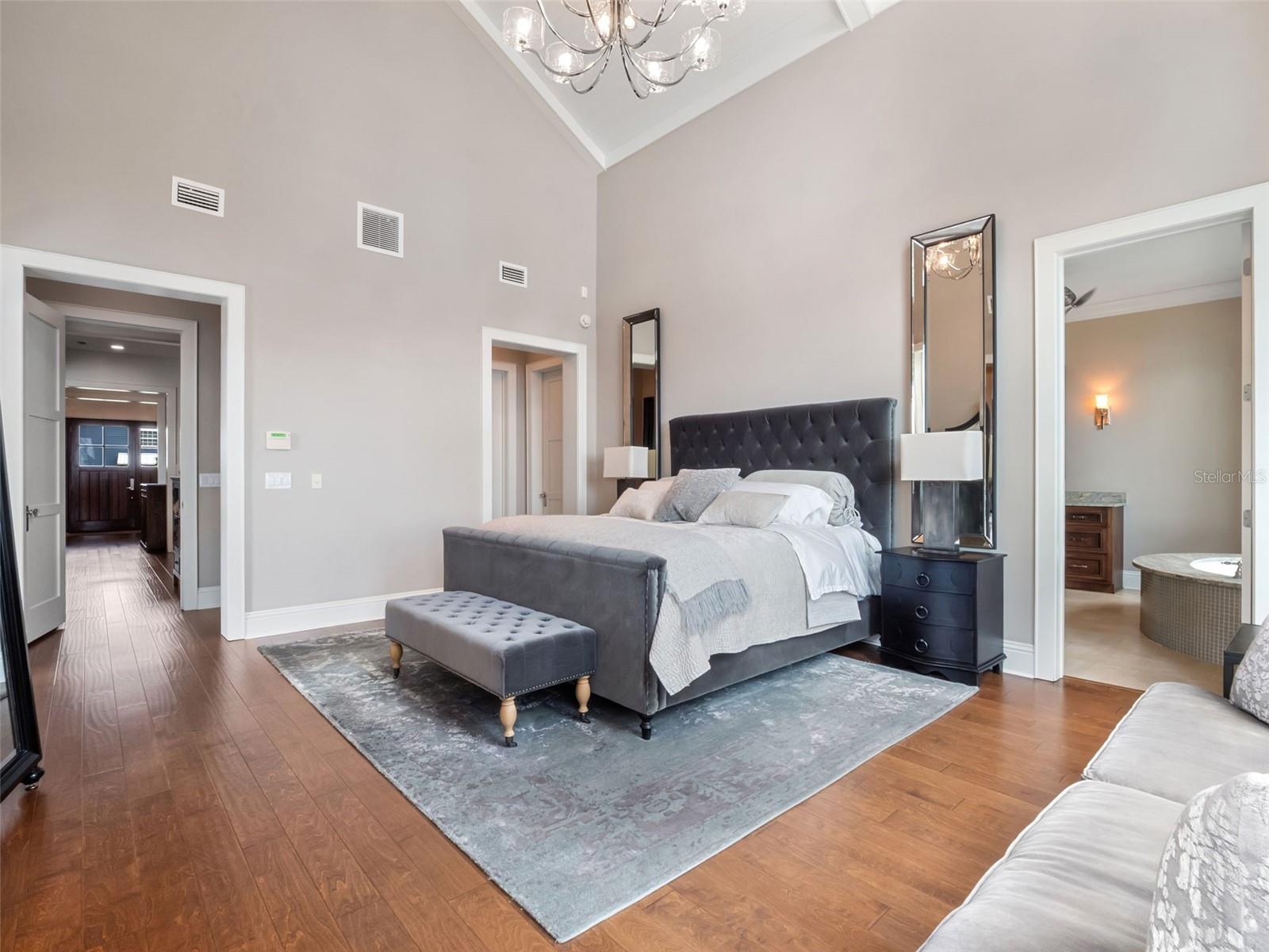 O6349925 Property Photo