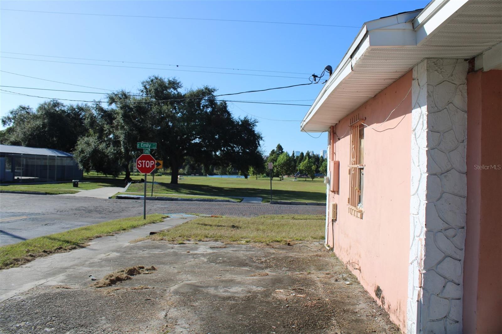 Side of House To Park