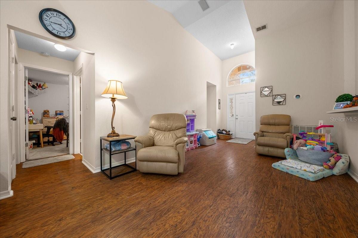 4435 LEMON ST, LADY LAKE, FL, 32159