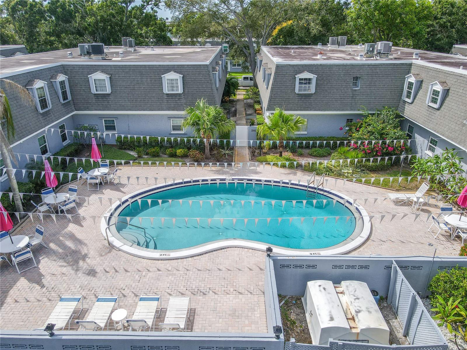 1708 BELLEAIR FOREST DR #D, BELLEAIR, FL, 33756