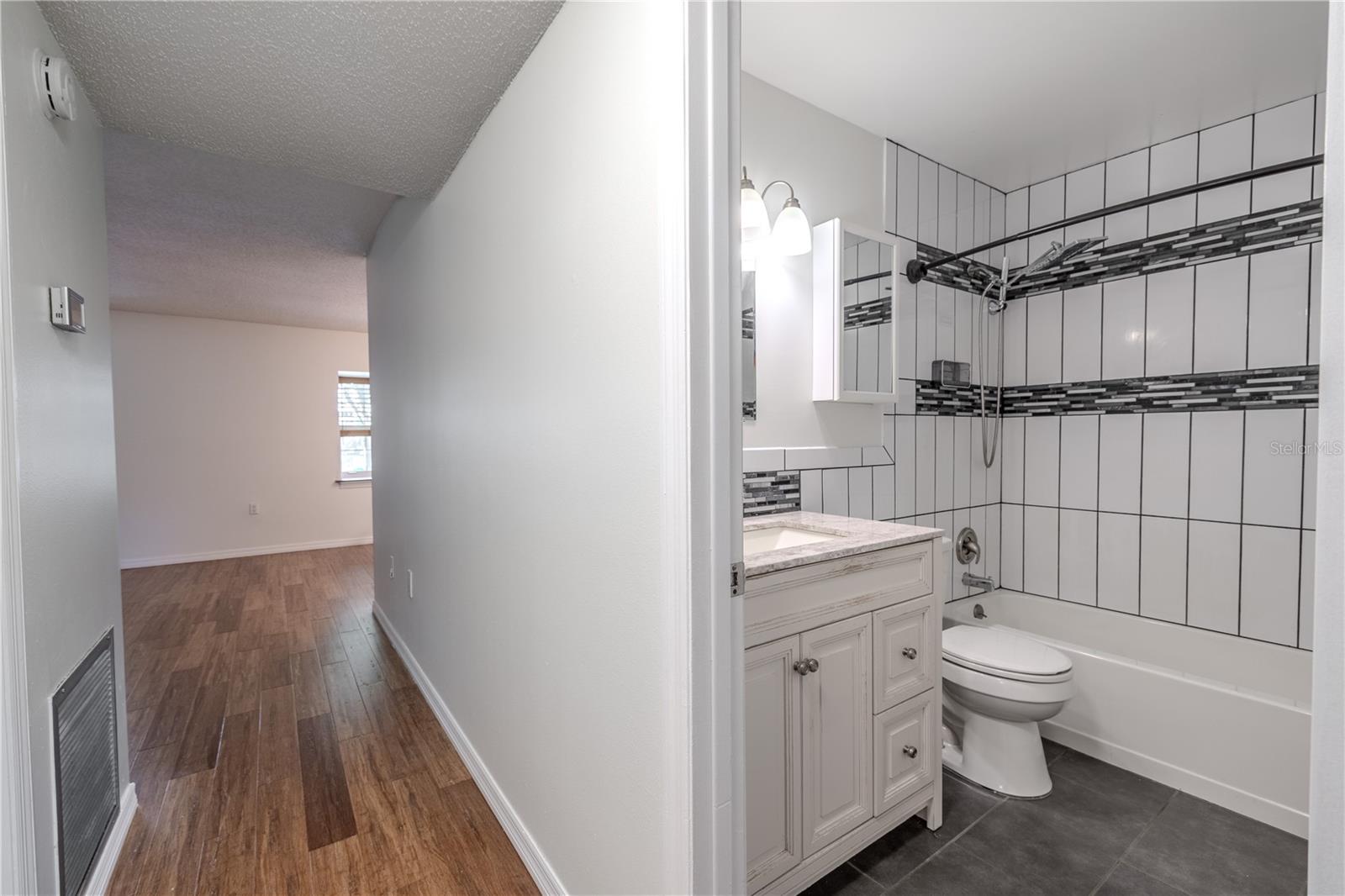 1708 BELLEAIR FOREST DR #D, BELLEAIR, FL, 33756