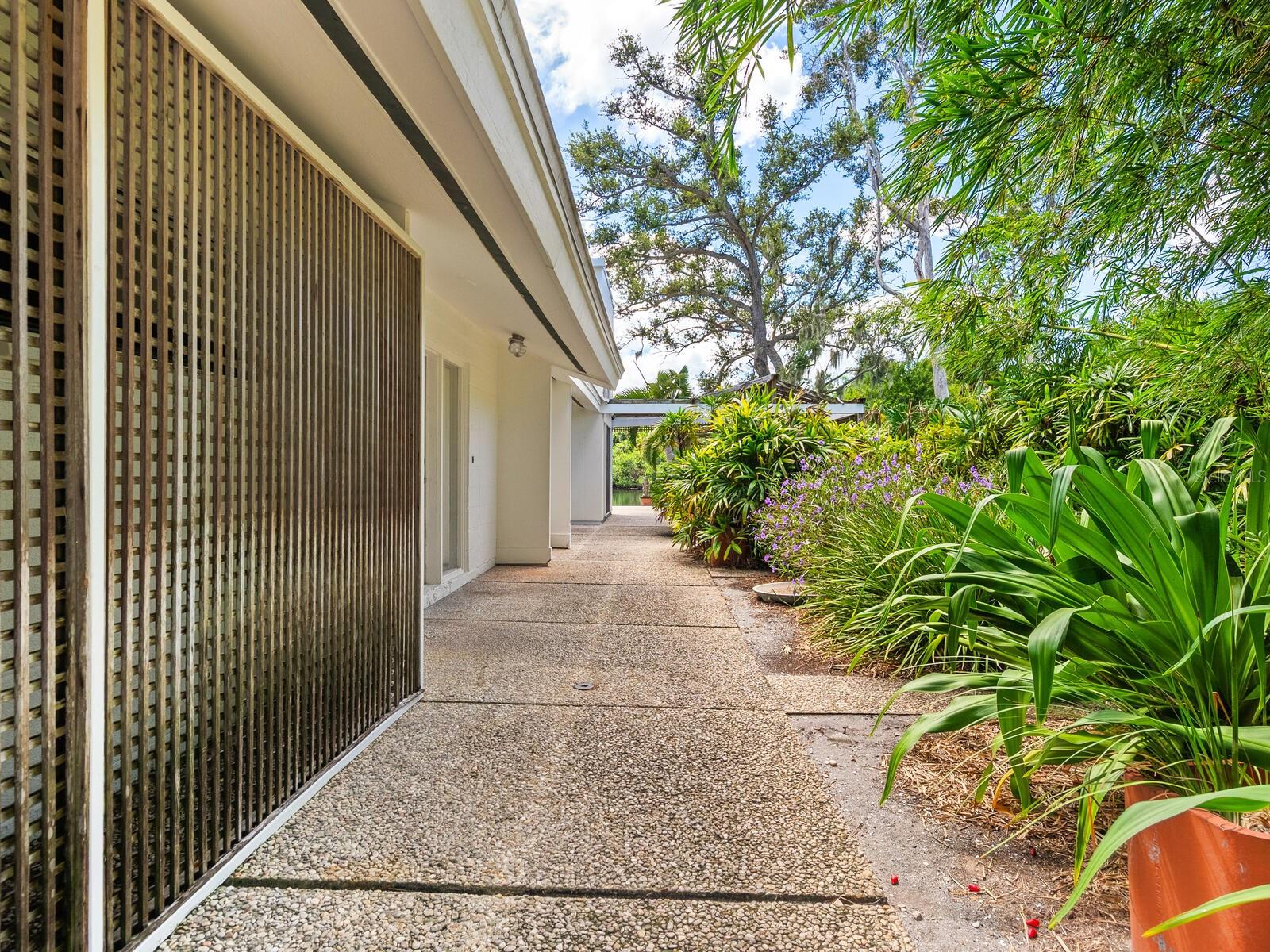 3721 FLAMINGO AVE, SARASOTA, FL, 34242