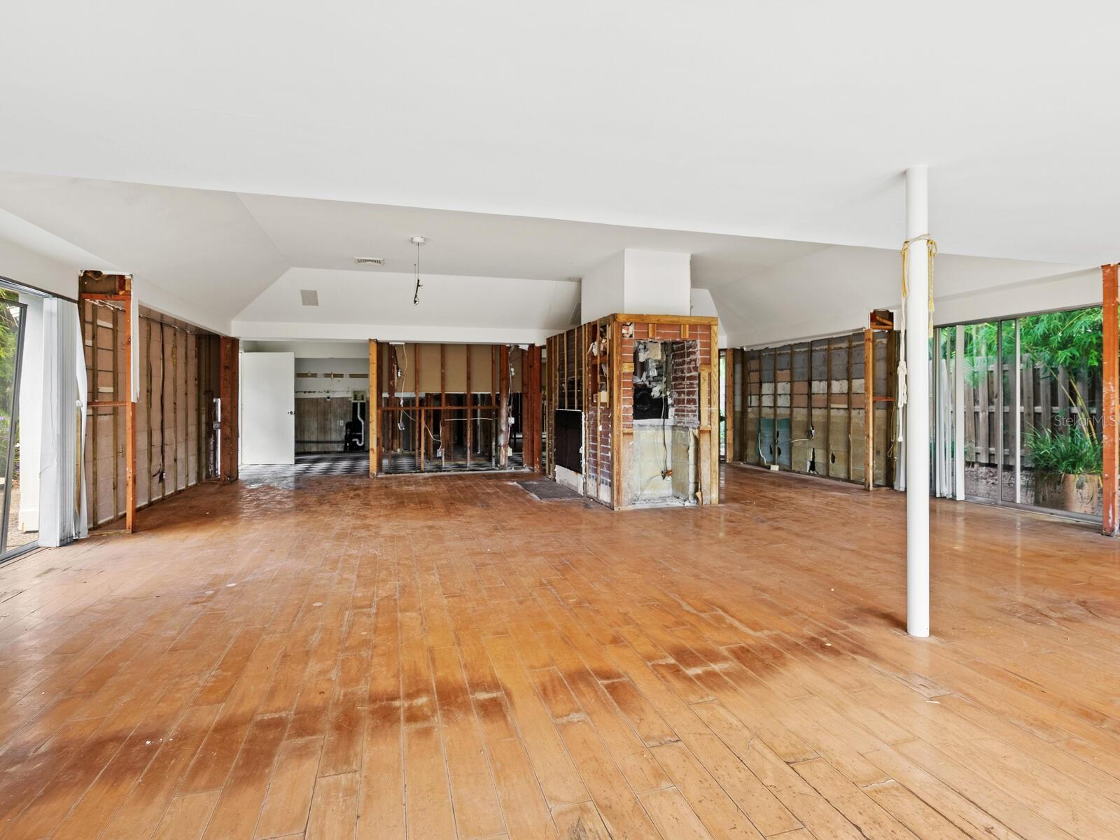 3721 FLAMINGO AVE, SARASOTA, FL, 34242