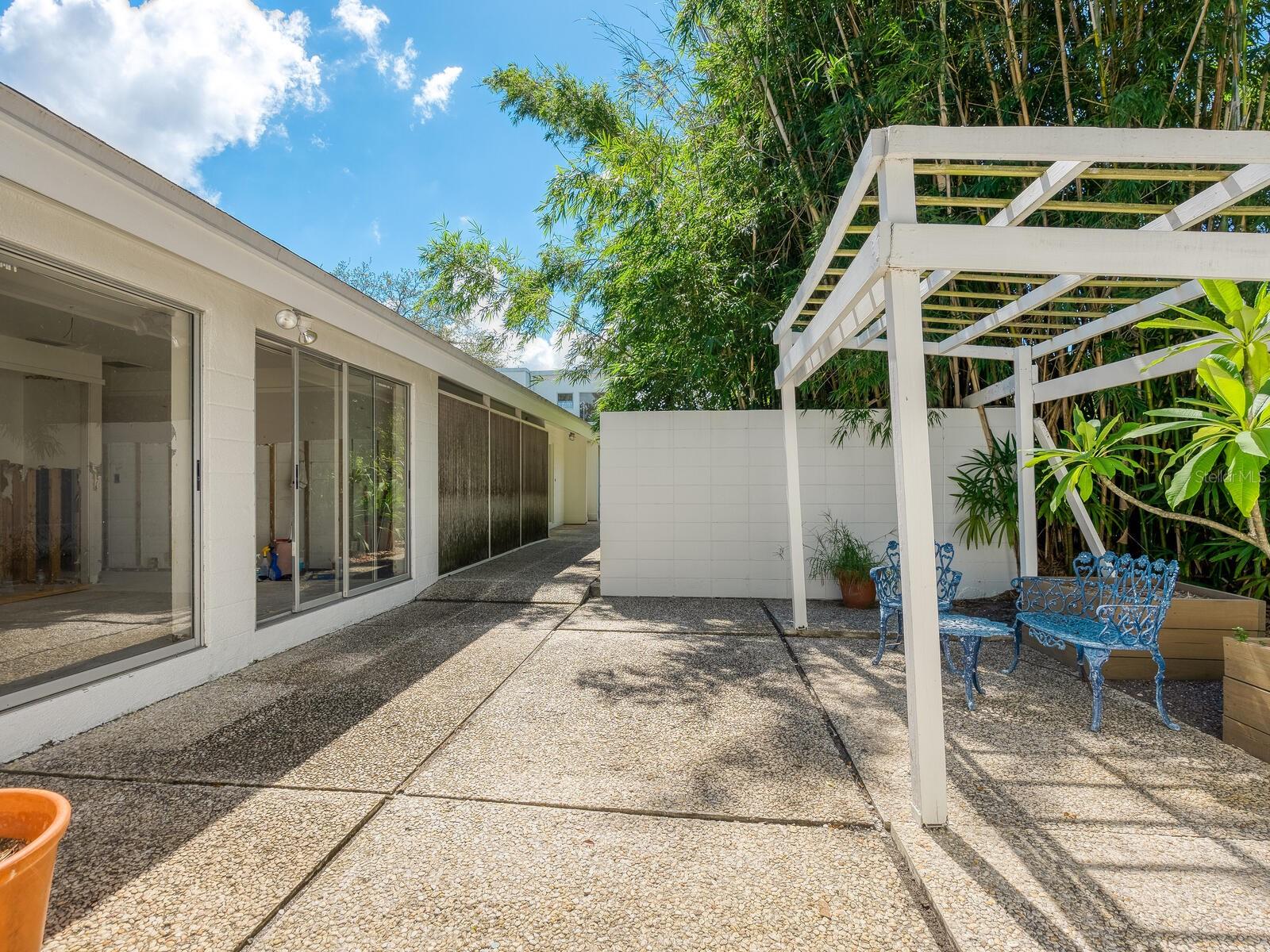 3721 FLAMINGO AVE, SARASOTA, FL, 34242