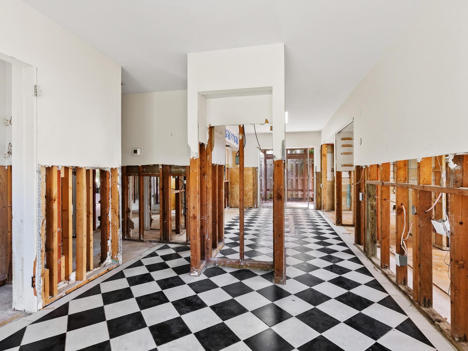 3721 FLAMINGO AVE, SARASOTA, FL, 34242