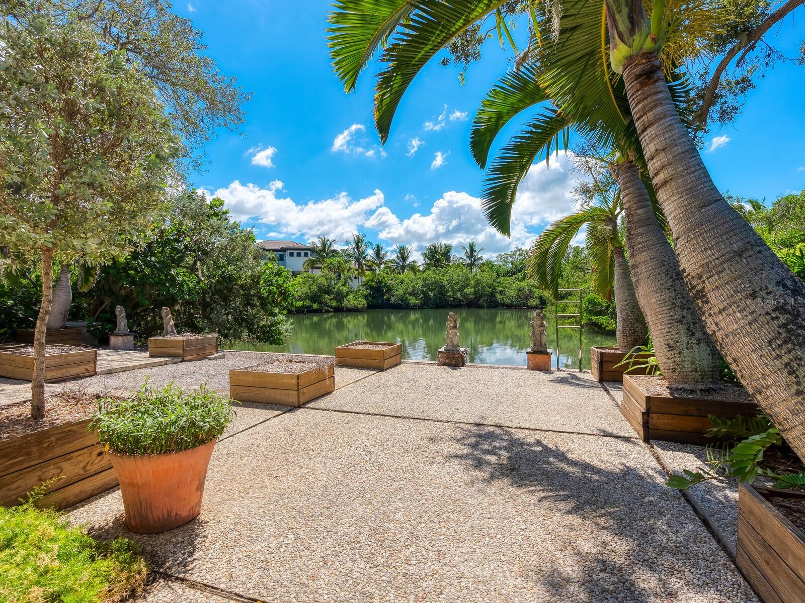 3721 FLAMINGO AVE, SARASOTA, FL, 34242