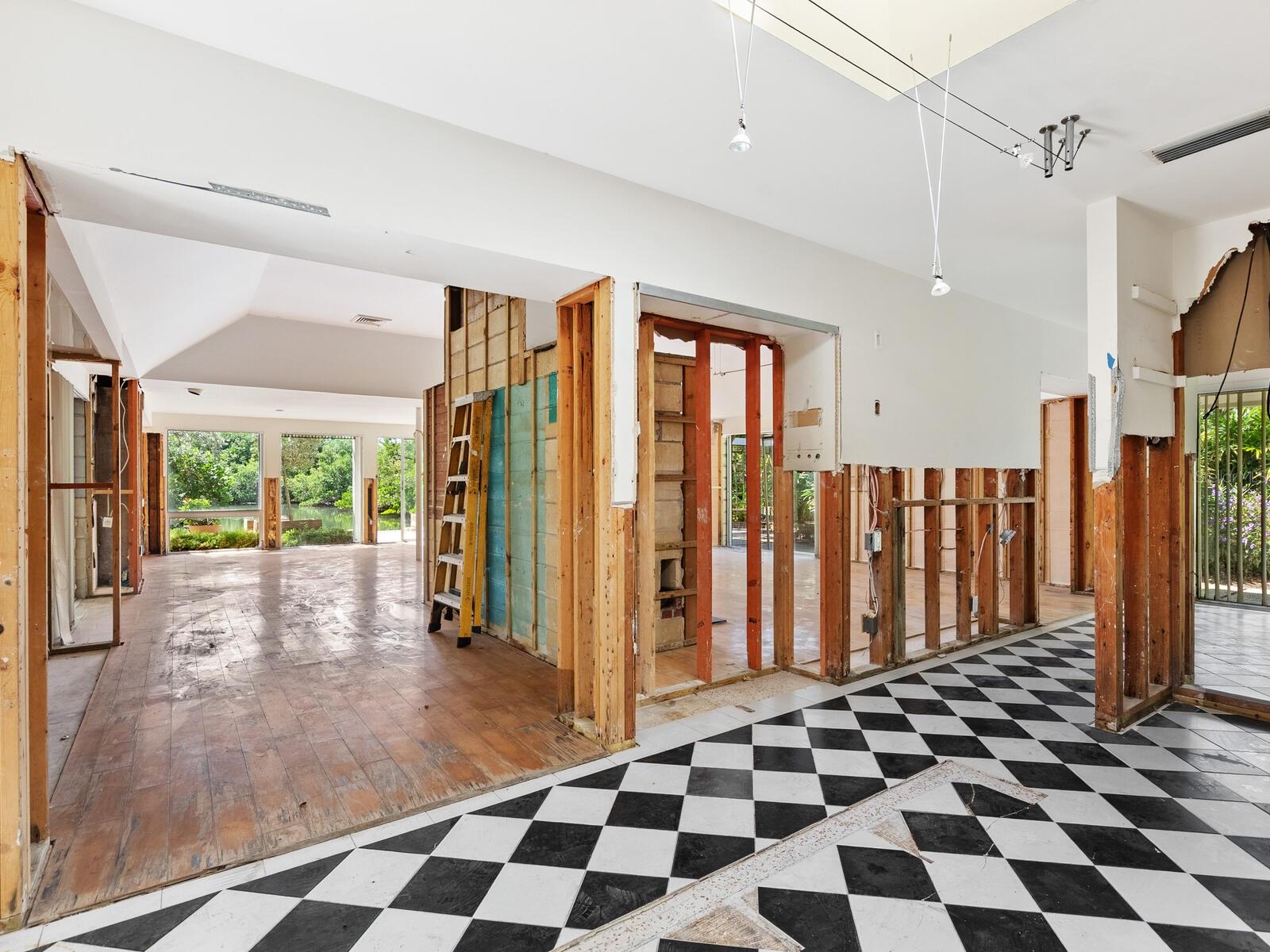 3721 FLAMINGO AVE, SARASOTA, FL, 34242