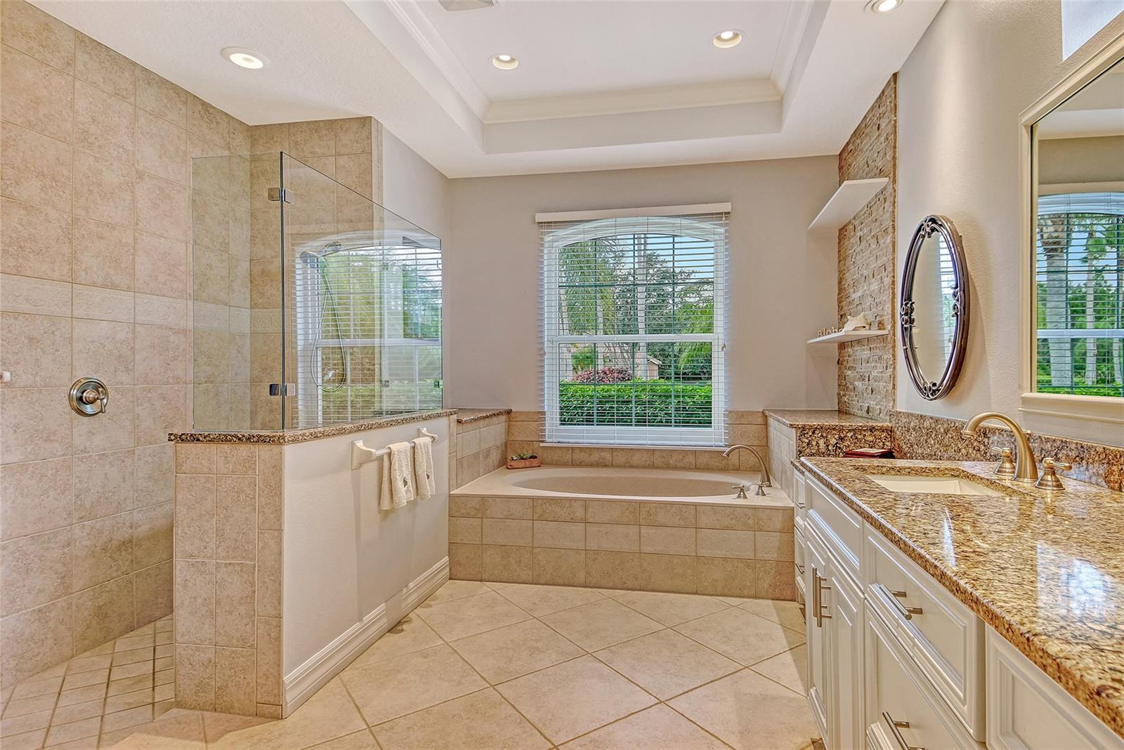 7807 ROSEHALL CV, LAKEWOOD RANCH, FL, 34202