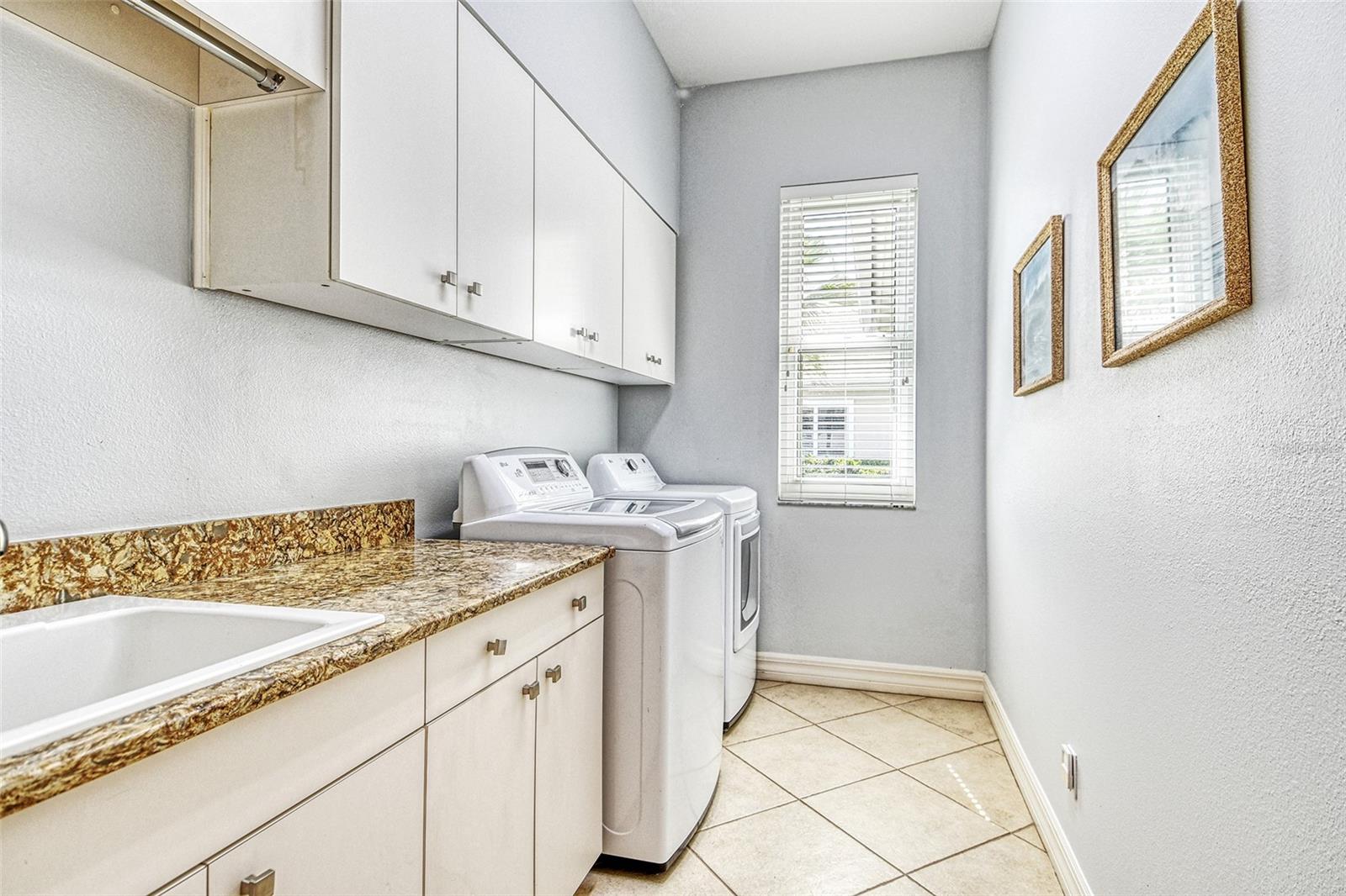 7807 ROSEHALL CV, LAKEWOOD RANCH, FL, 34202