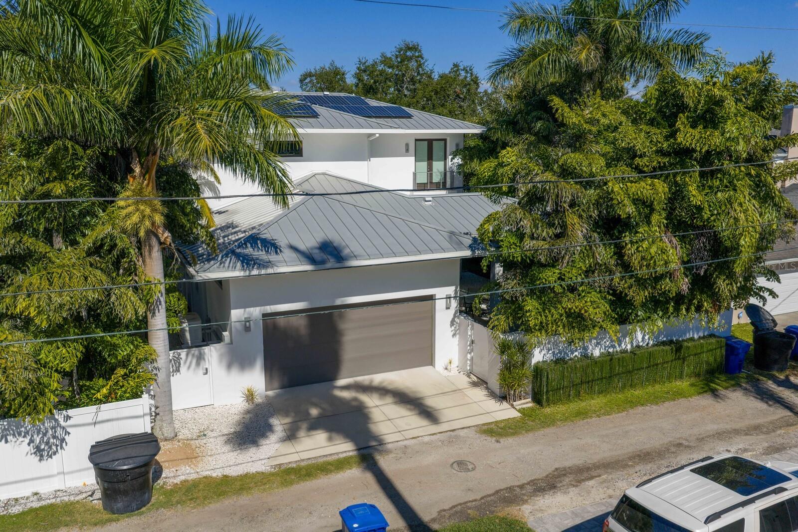 TB8434867 Property Photo