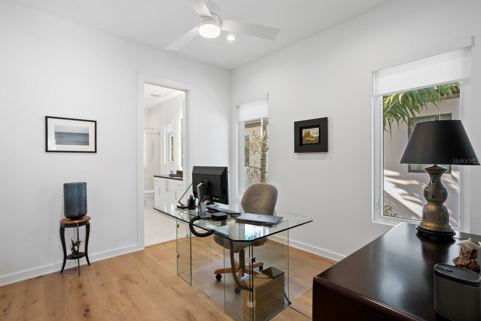 TB8434867 Property Photo