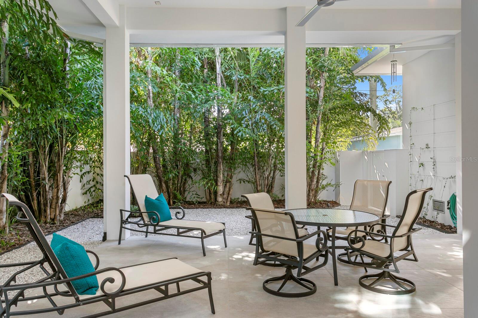 TB8434867 Property Photo