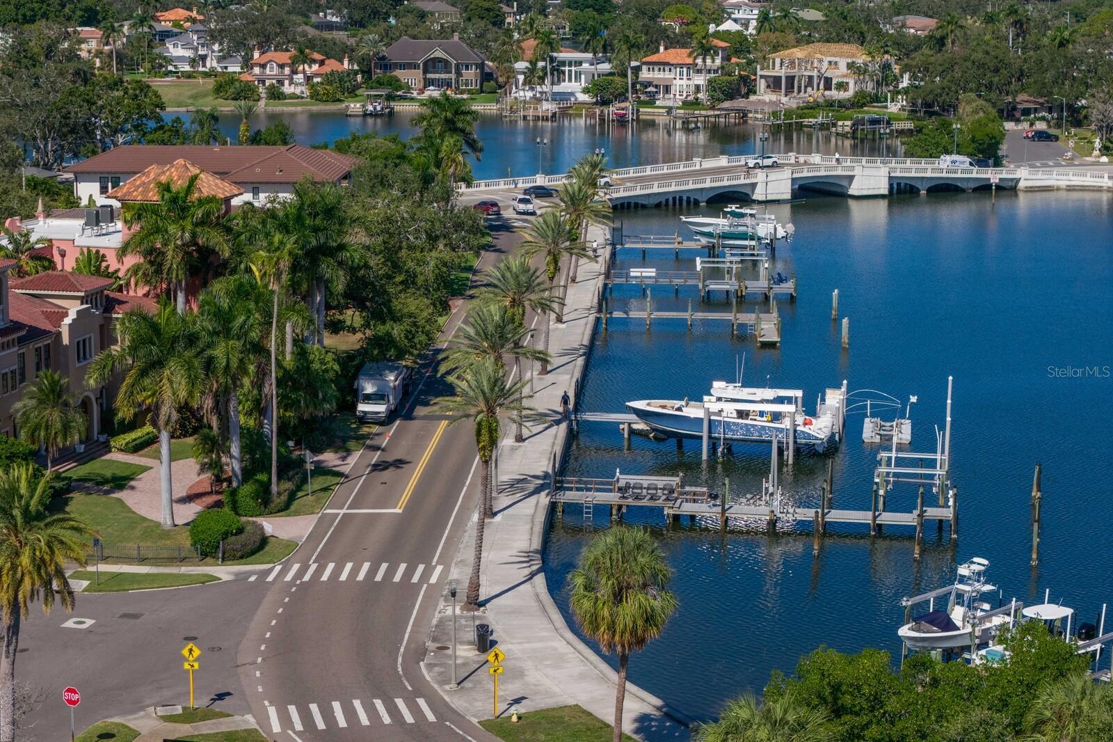 TB8434867 Property Photo