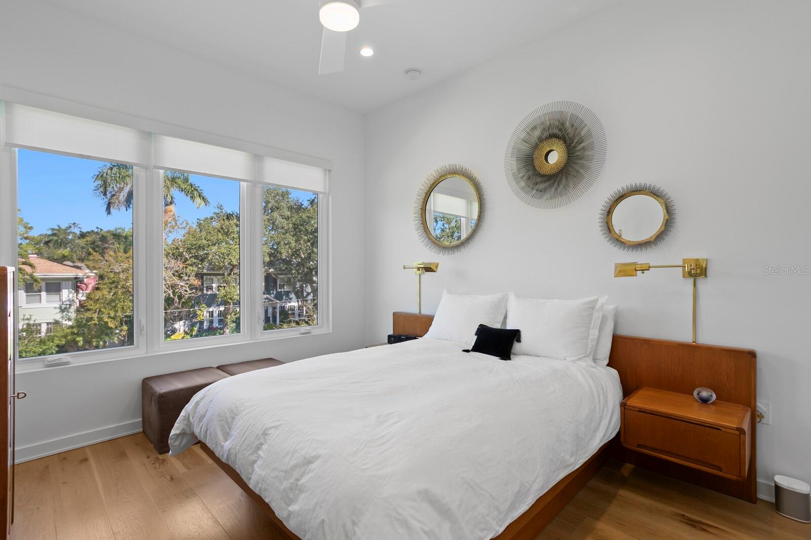 TB8434867 Property Photo