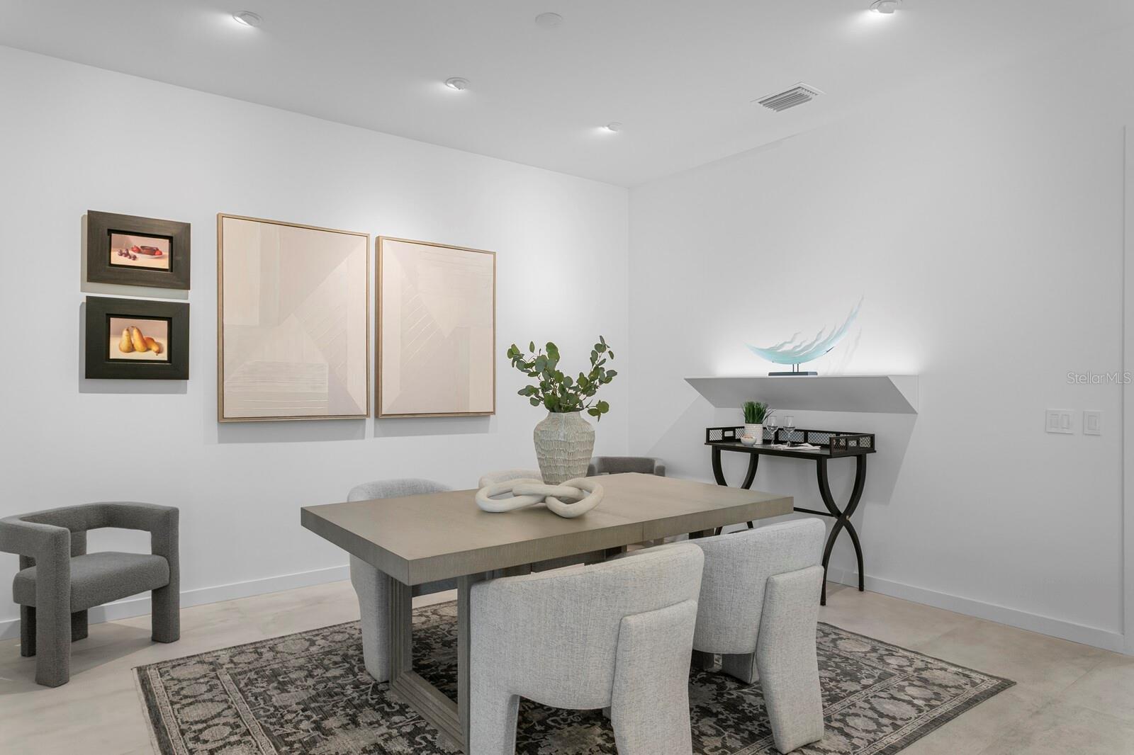 TB8434867 Property Photo