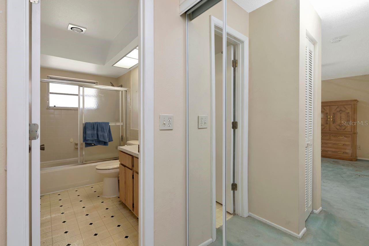 8082 ANNWOOD RD #8082, SEMINOLE, FL, 33777