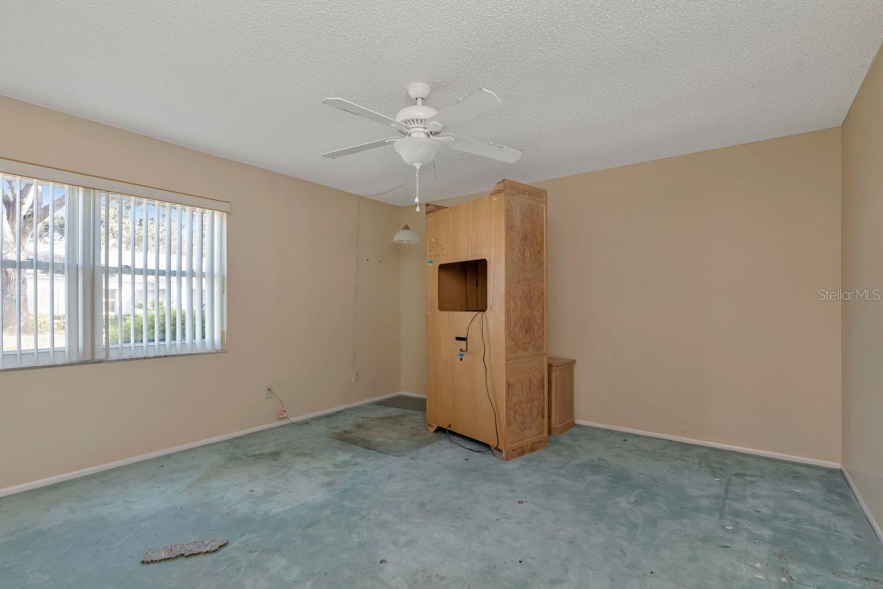 8082 ANNWOOD RD #8082, SEMINOLE, FL, 33777