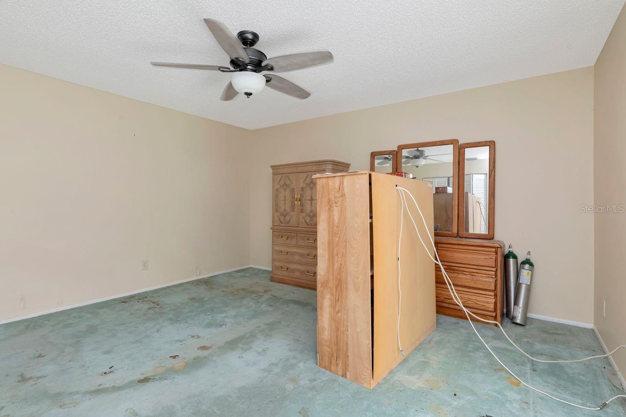 8082 ANNWOOD RD #8082, SEMINOLE, FL, 33777