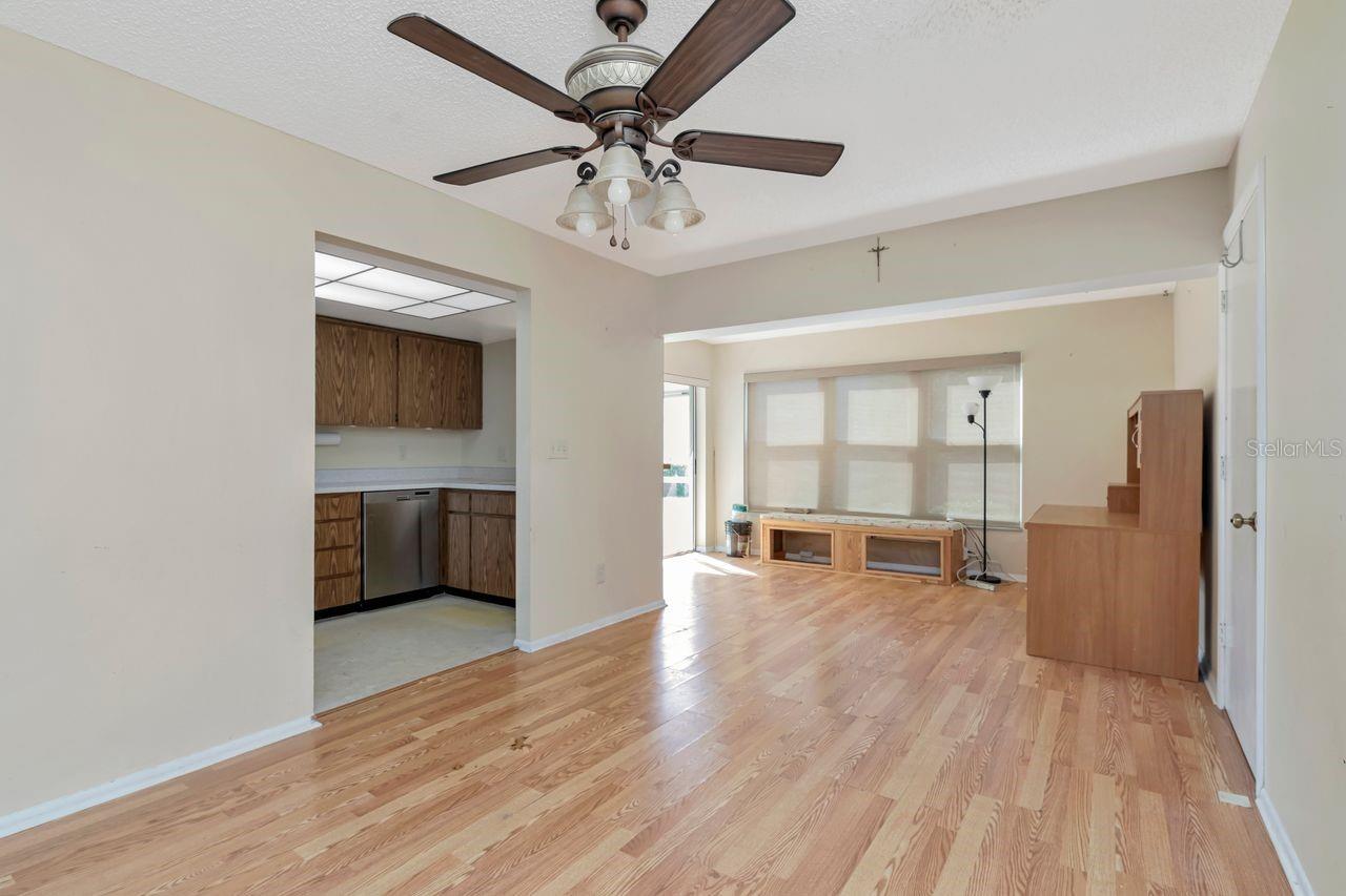 8082 ANNWOOD RD #8082, SEMINOLE, FL, 33777