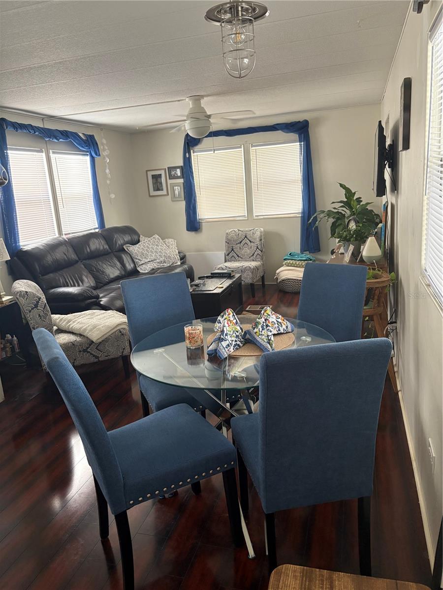 TB8434886 Property Photo