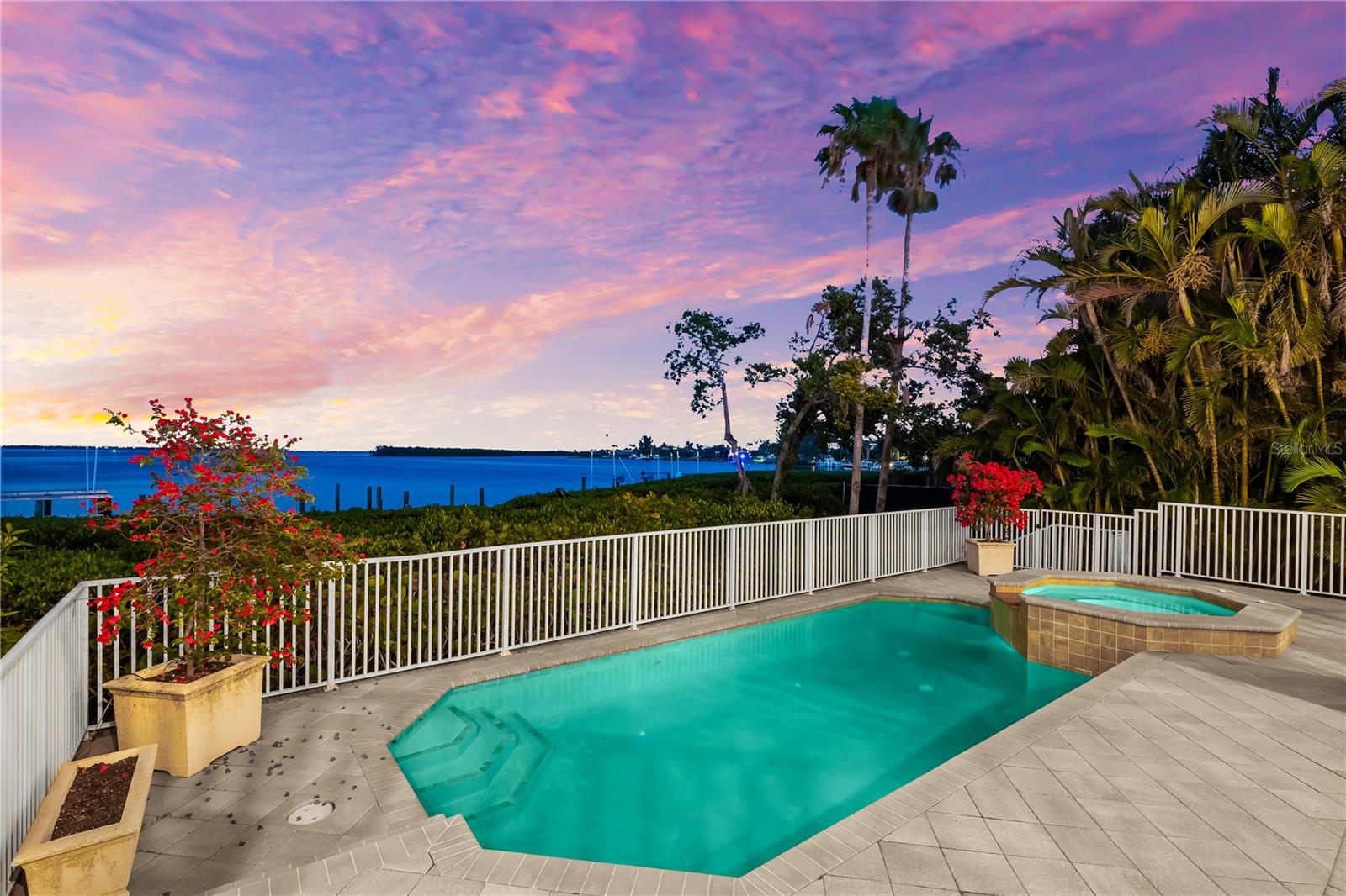 A4667459 Property Photo