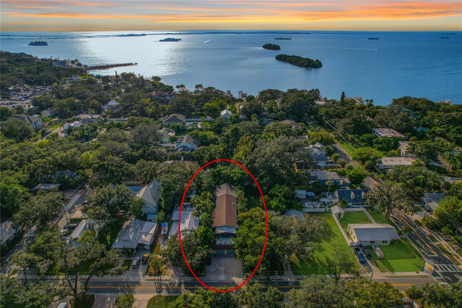 PRIME OZONA LOCATION BUT NOT IN A FLOOD ZONE!