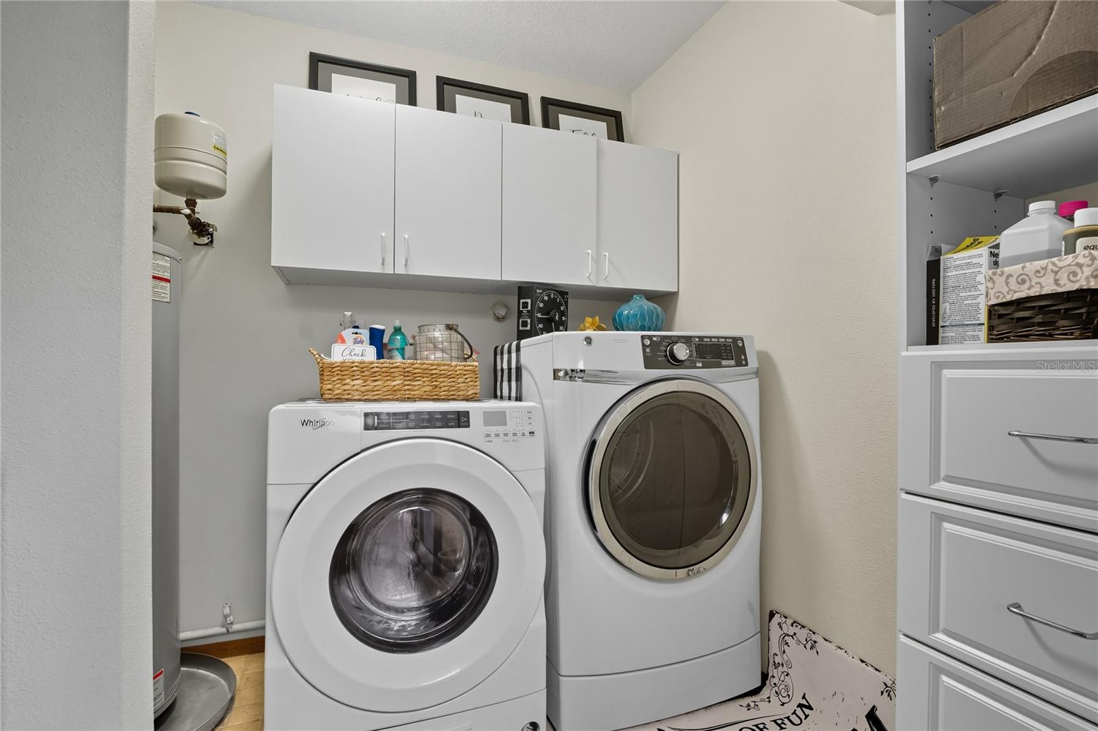 UPSTAIRS LAUNDRY ROOM