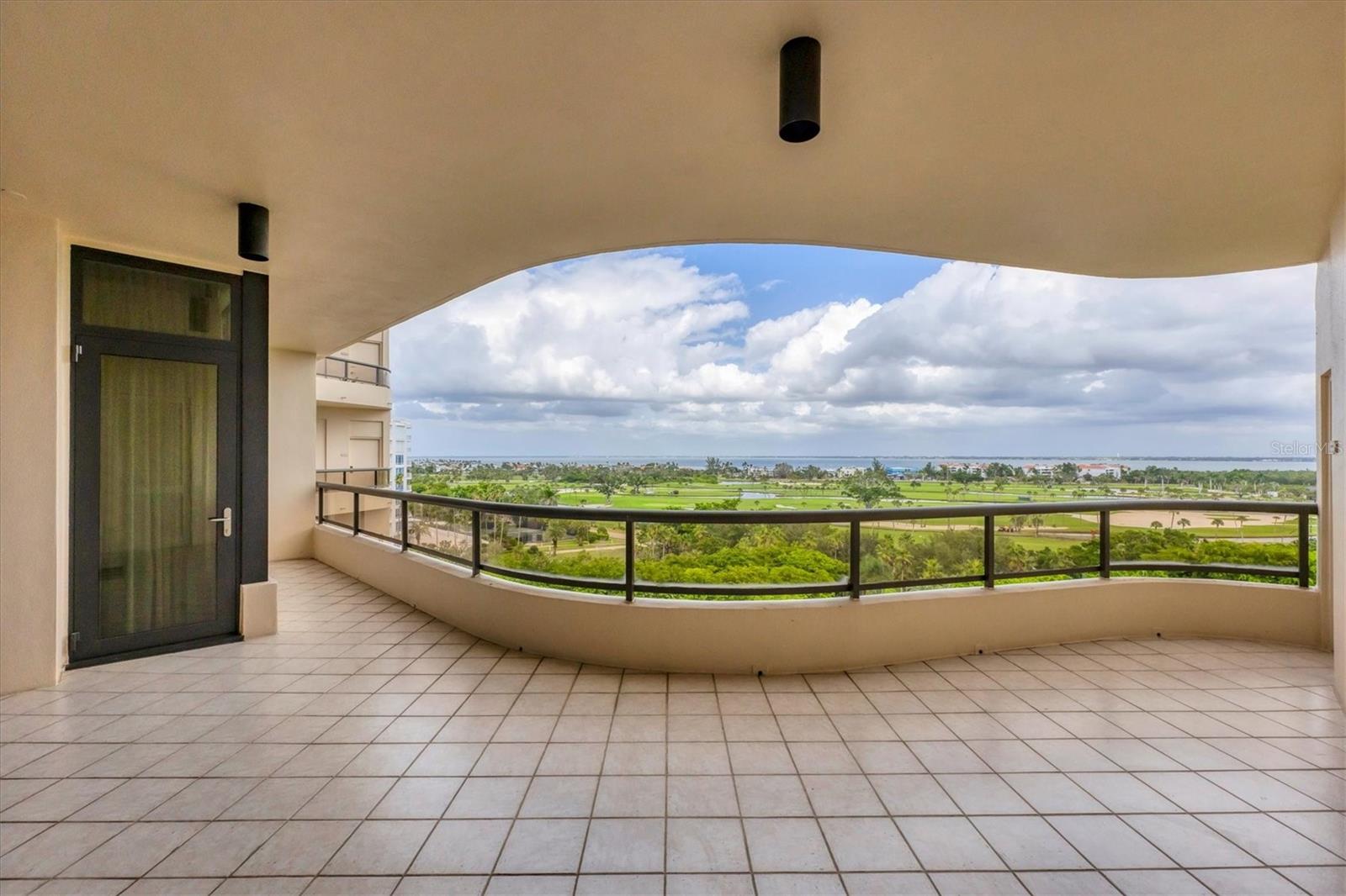 A4667475 Property Photo