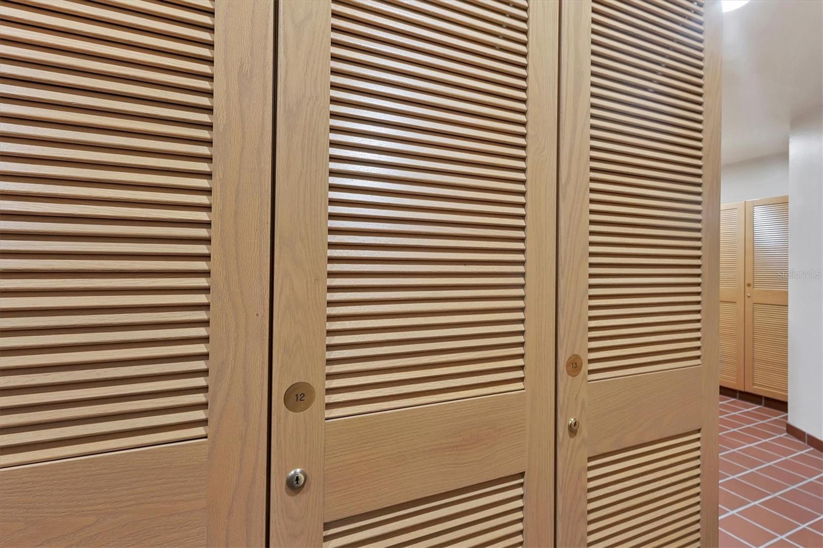 A4667475 Property Photo