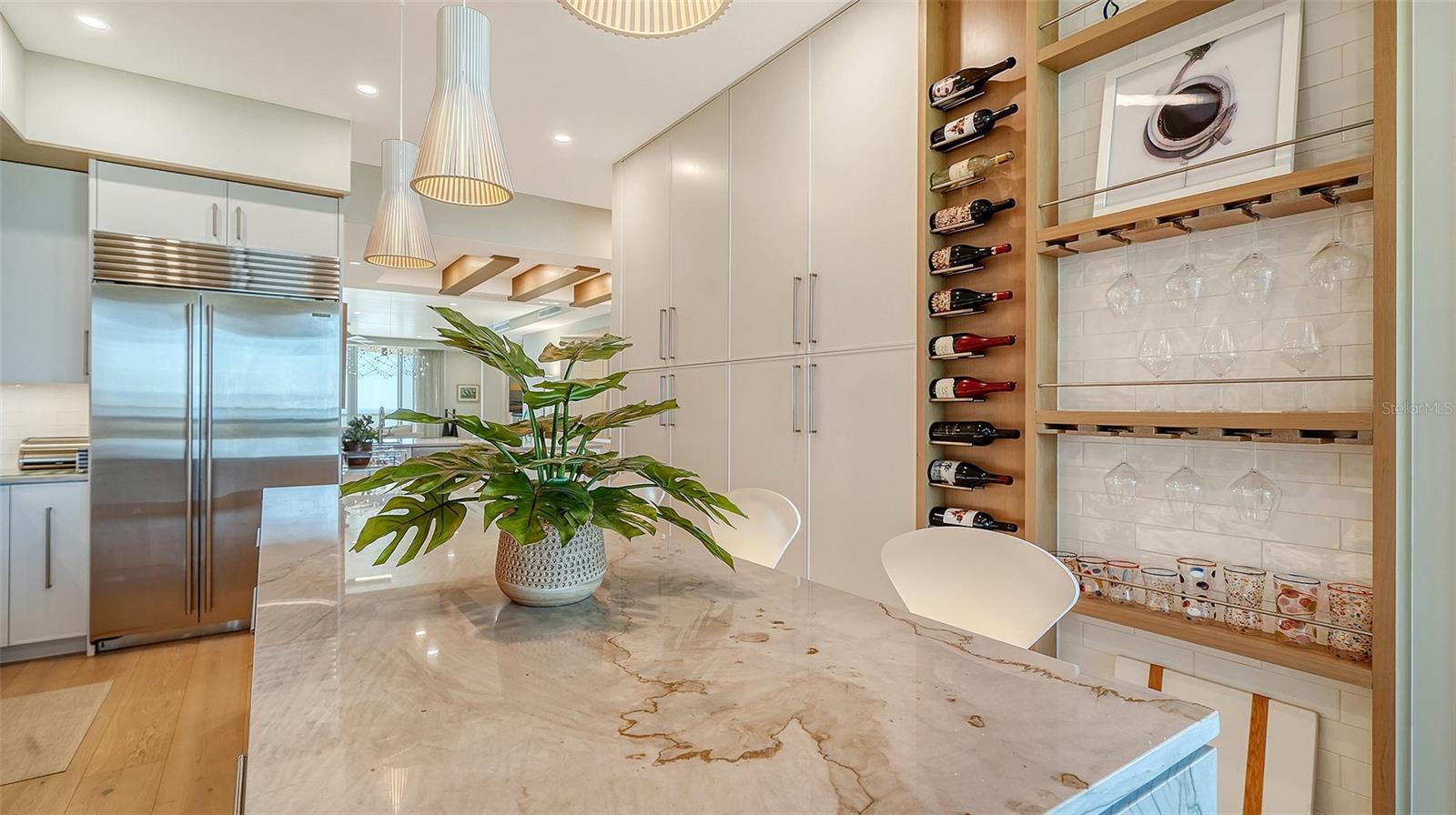 A4667475 Property Photo