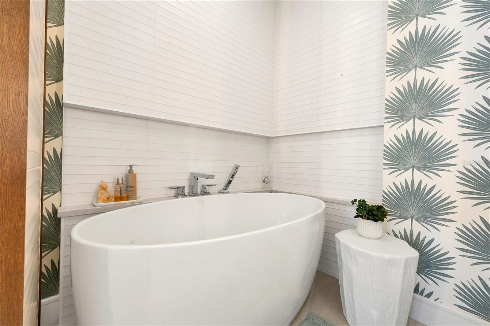 A4667475 Property Photo