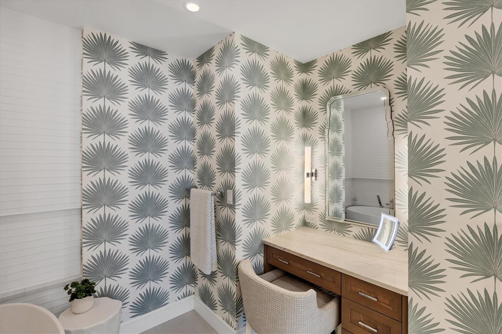 A4667475 Property Photo