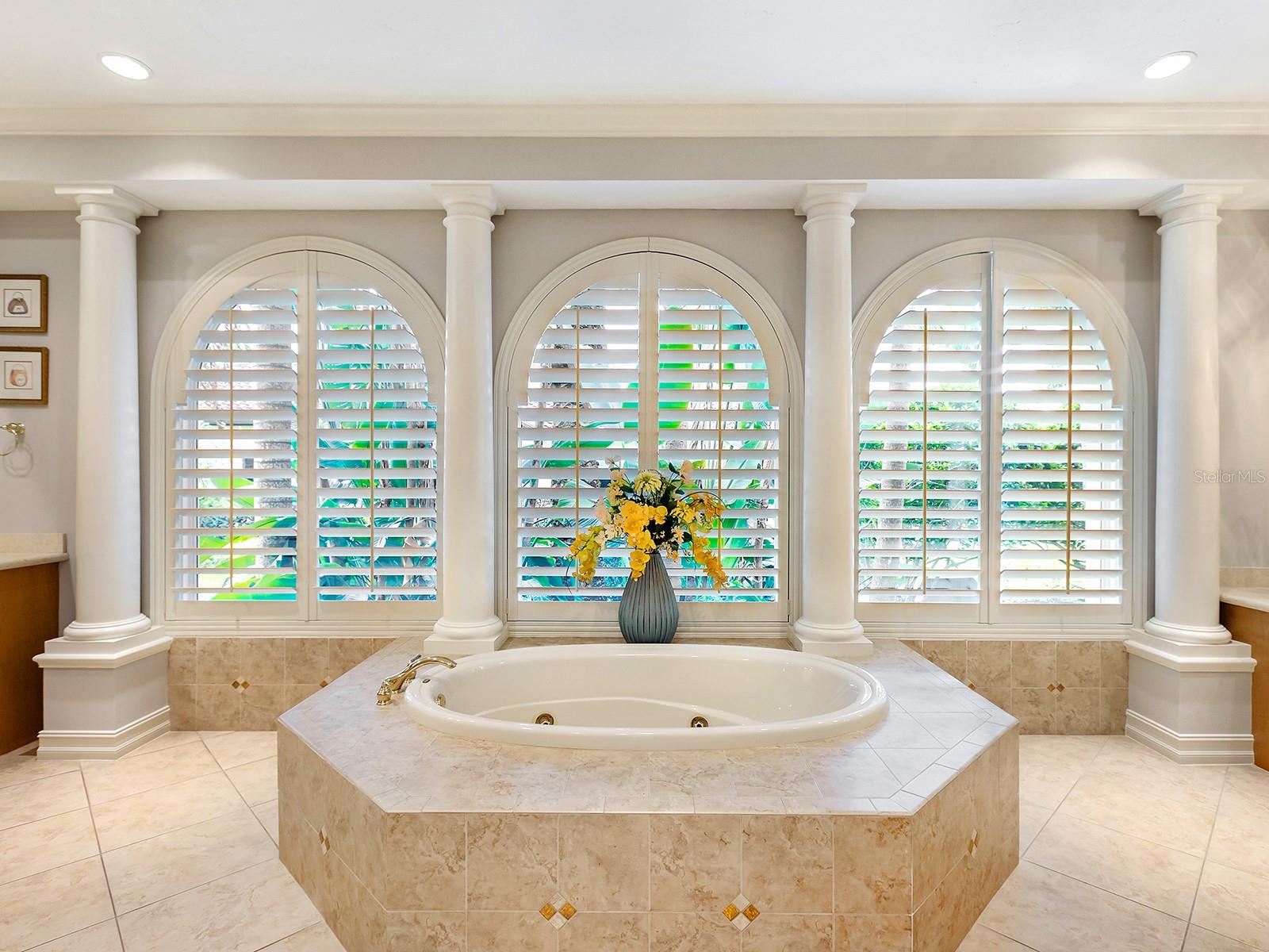 A4667478 Property Photo