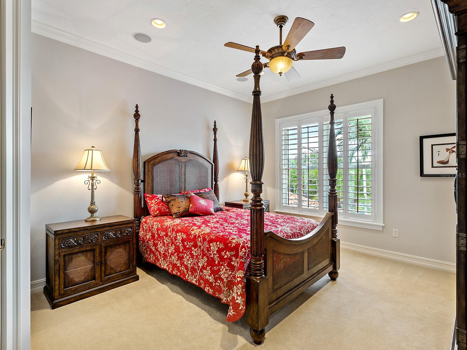 A4667478 Property Photo